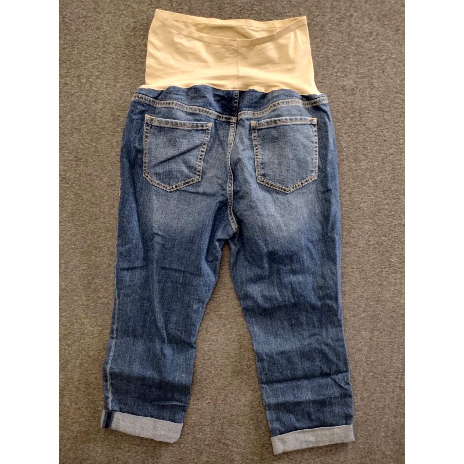 Old Navy Old Navy Distressed Cuffed Blue Denim Maternity Capri Jeans Size 14 Size 36" / US 14 / IT 50 - 2 Thumbnail
