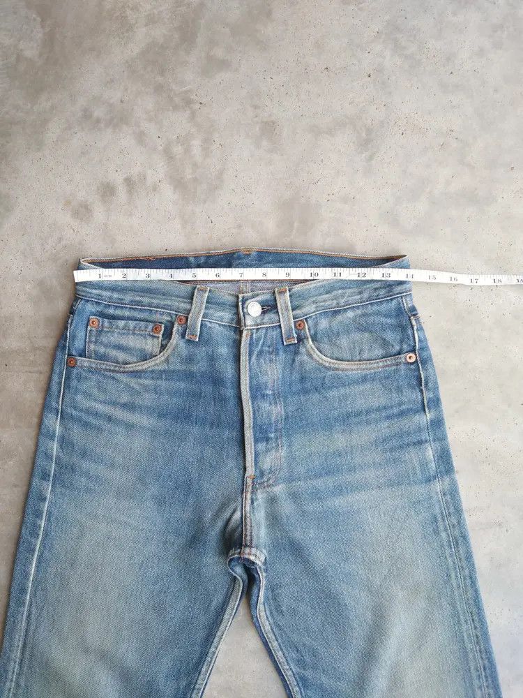 Levi's 90s Vintage Levi's 501 Made In USA Distressed Jeans 28x33 Size US 28 / EU 44 - 5 Thumbnail