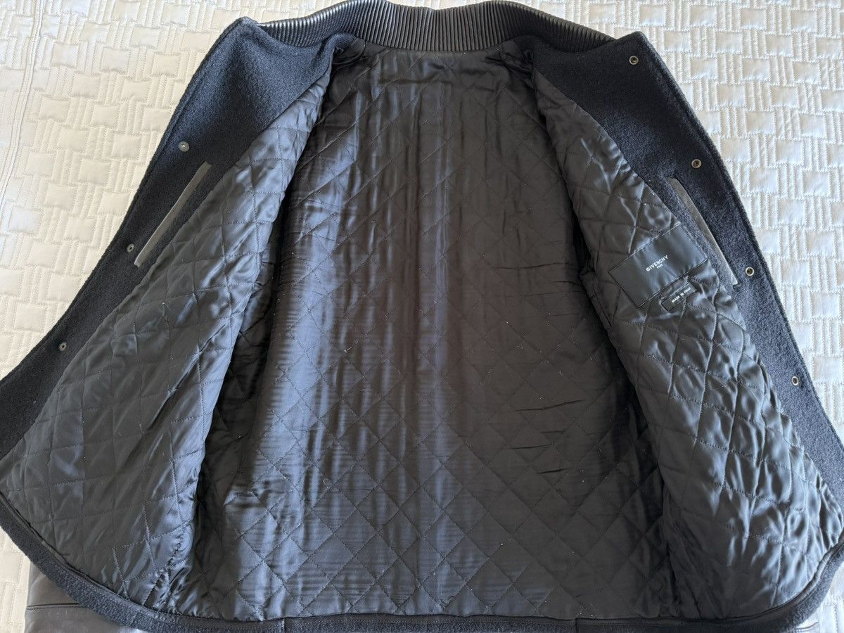 Givenchy Givenchy Black Leather Sleeved Varsity Baseball Jacket sz 52 Size US L / EU 52-54 / 3 - 3 Thumbnail
