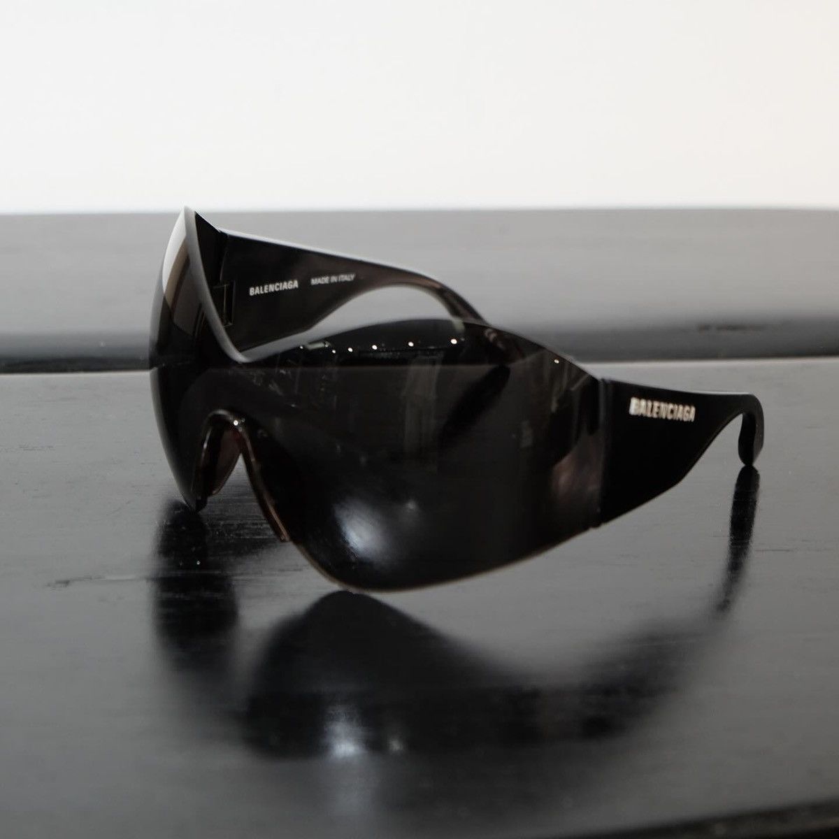 Balenciaga Butterfly Mask Sunglasses | Grailed