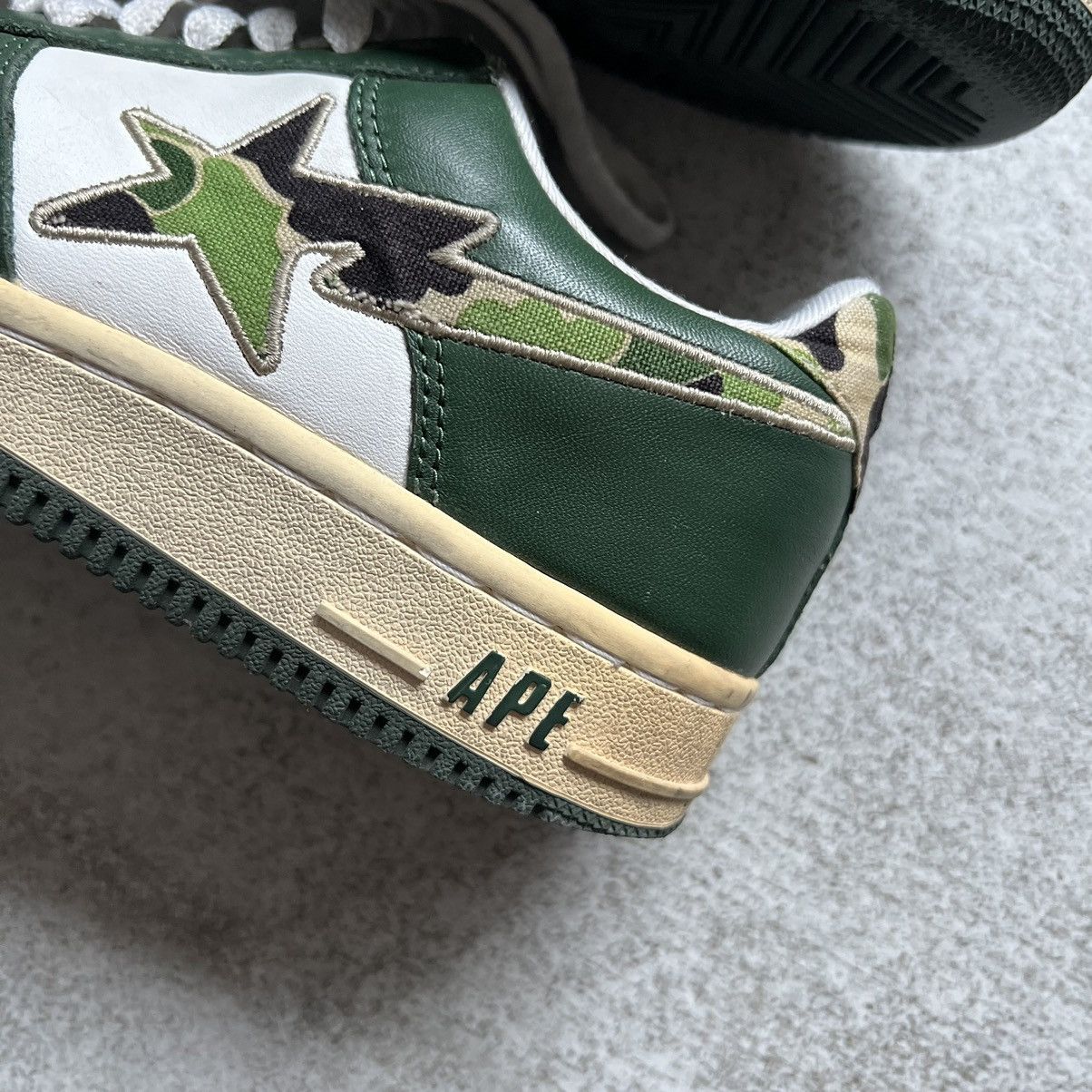 Bape A Bathing Ape BAPE 1st Camo Green Leather Bapesta Size US 5.5 / EU 38 - 3 Thumbnail