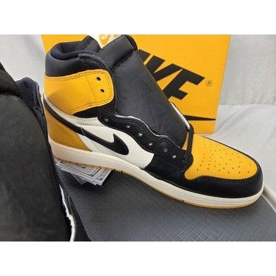 Jordan Brand Nike Air Jordan 1 High OG Taxi Yellow Toe Men’s Size 12 5550 Size US 12 / EU 45 - 15 Thumbnail