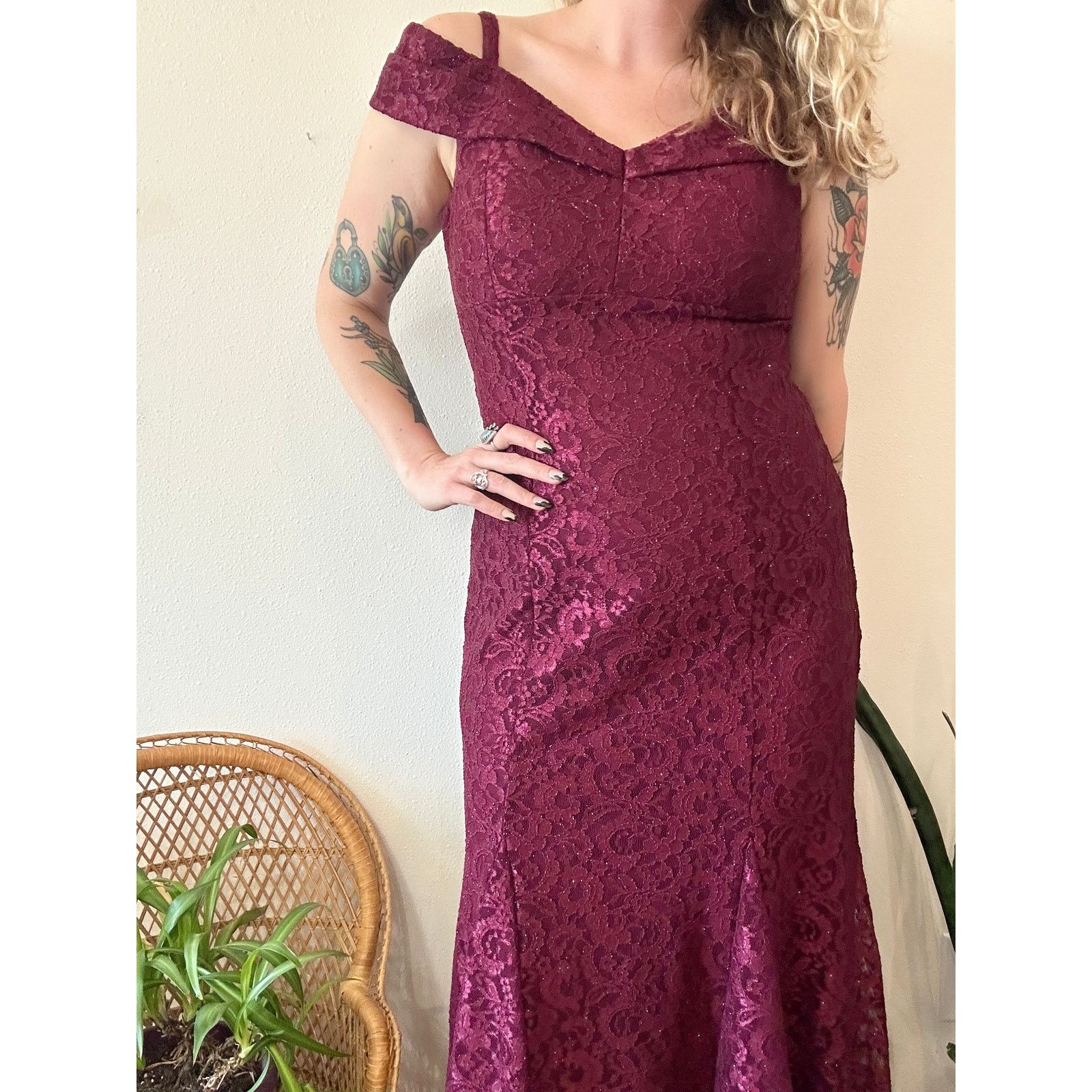 Other Burgundy Sparkle & Lace Gown size 14 Size XL / US 12-14 / IT 48-50 - 2 Thumbnail