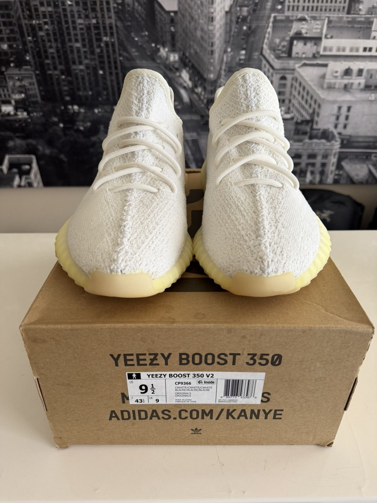 Yeezy YEEZY BOOST 350 V2 “CREAM” Size US 9.5 / EU 42-43 - 3 Thumbnail
