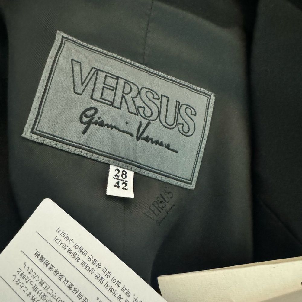 Versus Versace Versus Gianni Versace SZ 42 black embellished skirt suit set Size M / US 6-8 / IT 42-44 - 6 Thumbnail