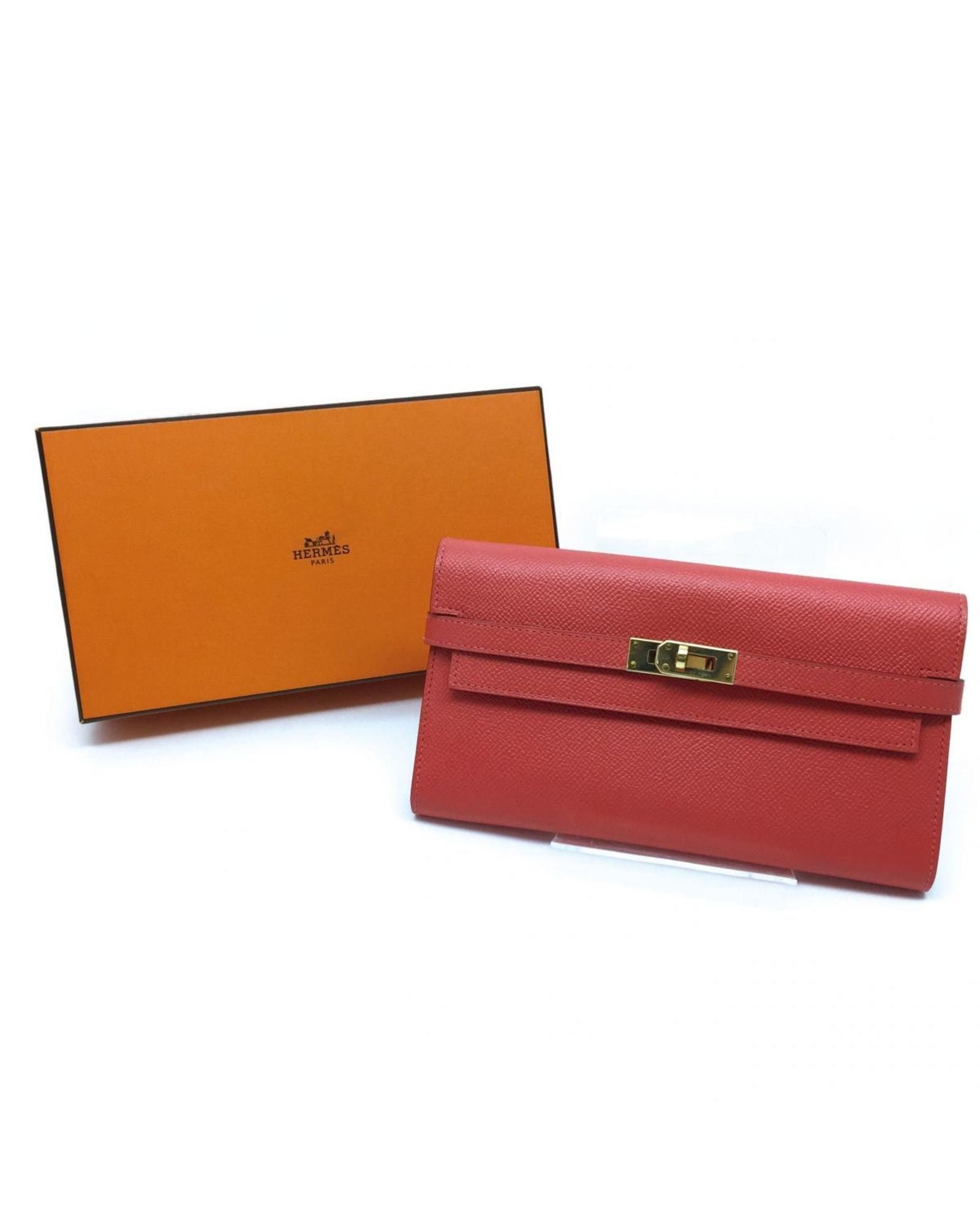 image of Hermes Sophisticated Red Leather Bi-Fold Wallet - Ab Condition, Women's