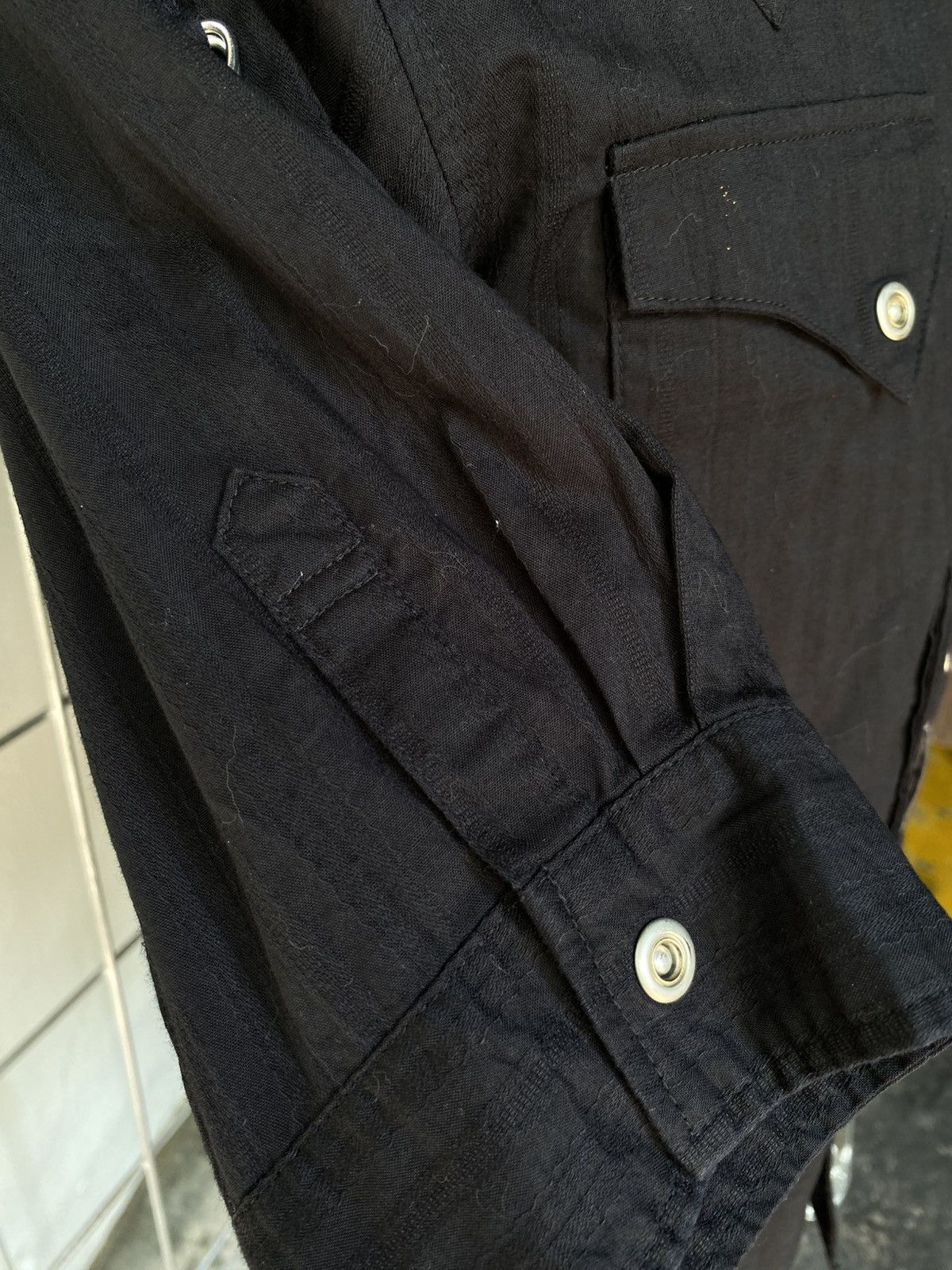 Designer × Japanese Brand Y2K Black Punk Shirt with Button & Sleeve Detail. Size US M / EU 48-50 / 2 - 9 Thumbnail