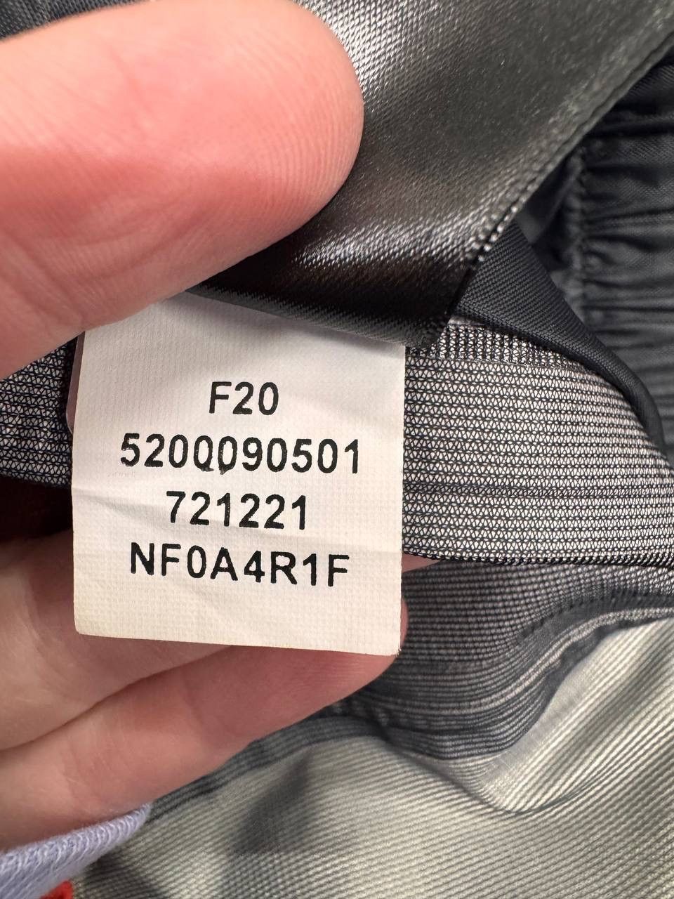 The North Face The North Face Women's Waterproof Hooded Jacket Size M Size M / US 6-8 / IT 42-44 - 8 Thumbnail