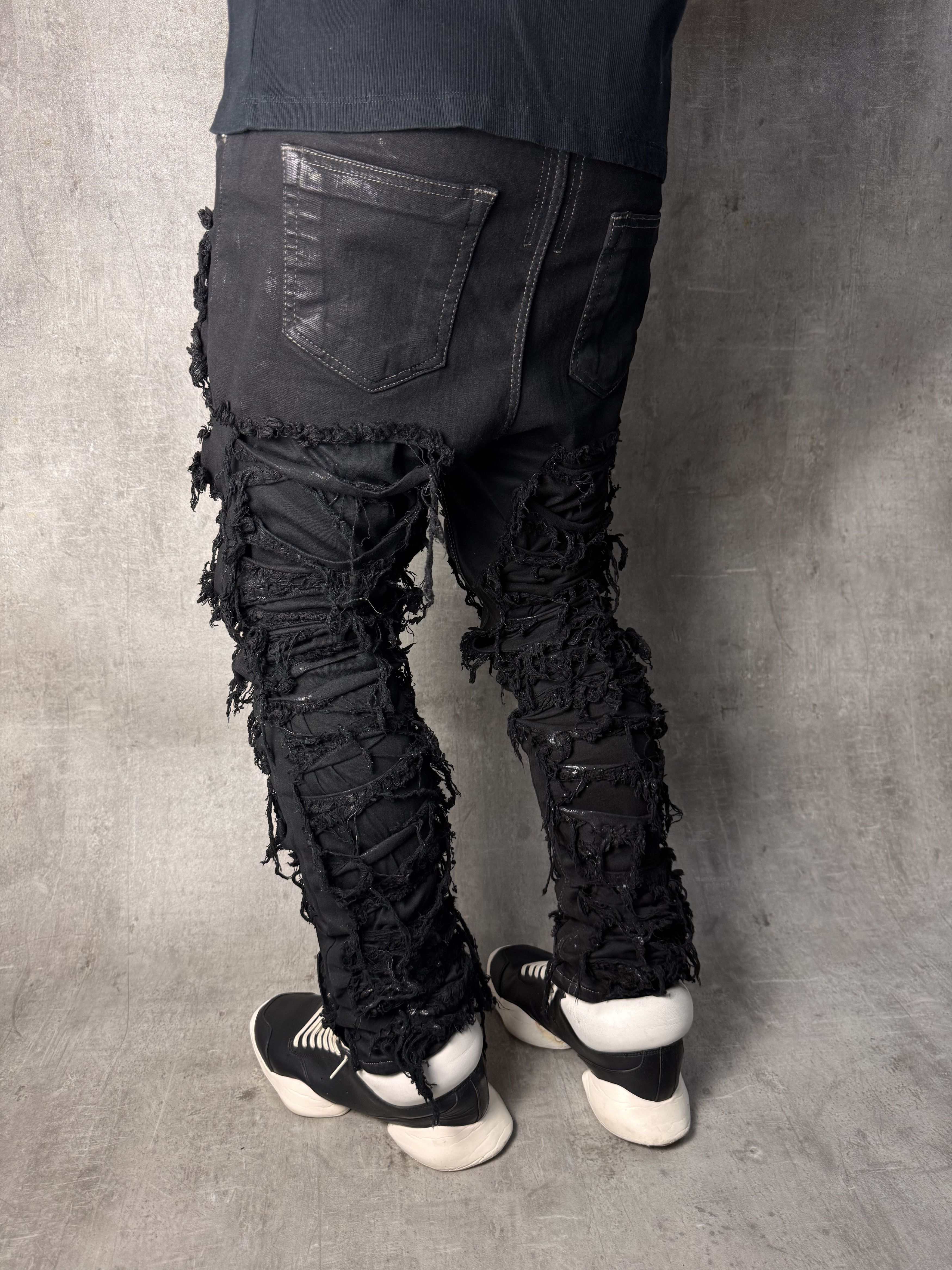 Rick Owens RICK OWENS DRKSHDW Slashed Detroit Cut Jeans in Black Size US 32 / EU 48 - 7 Thumbnail