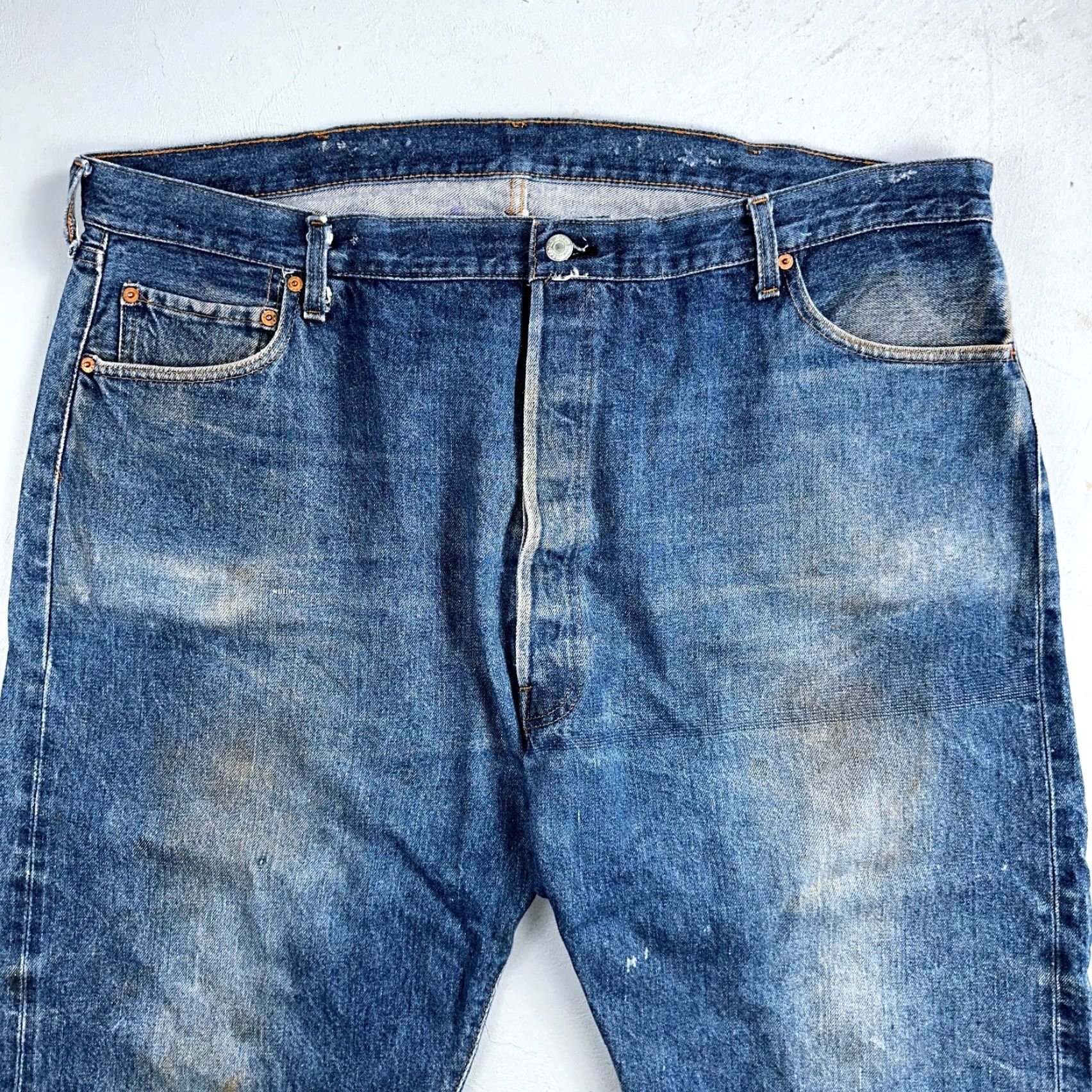 Levi's Levi's 501 Vintage 80s Jeans Men Medium Wash Mid Rise Distressed Selvedge USA 48x30 Size US 32 / EU 48 - 2 Thumbnail