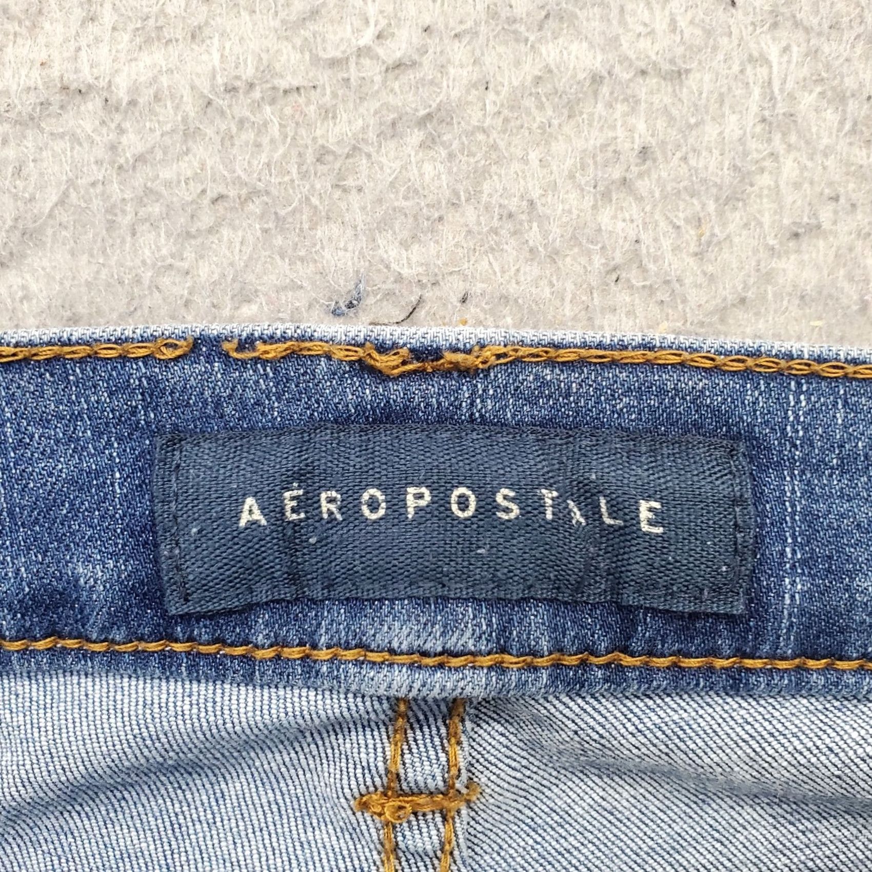 Vintage Aéropostale Jeans Womens Size 4 Blue Denim Low Rise Distressed Skinny Leg" Size 27" / US 4 / IT 40 - 7 Thumbnail