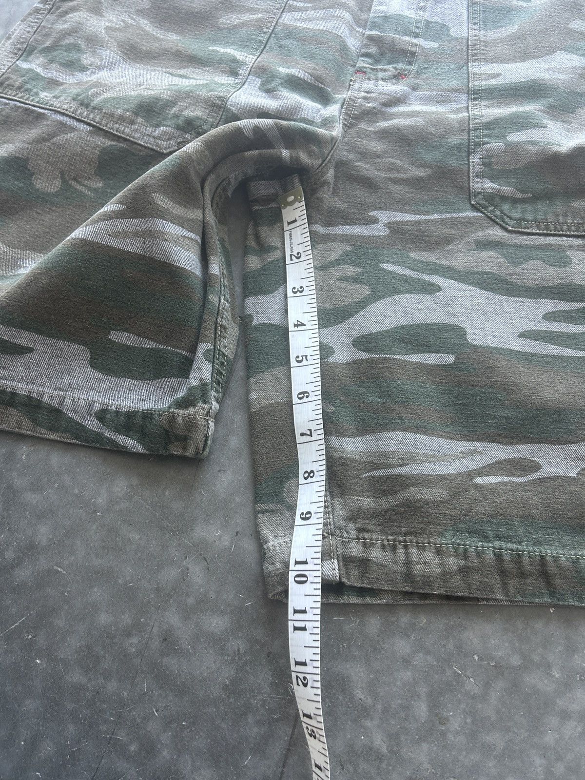 Vintage Vintage Y2K No Boundaries Camo Carpenter Shorts Size US 34 / EU 50 - 6 Thumbnail