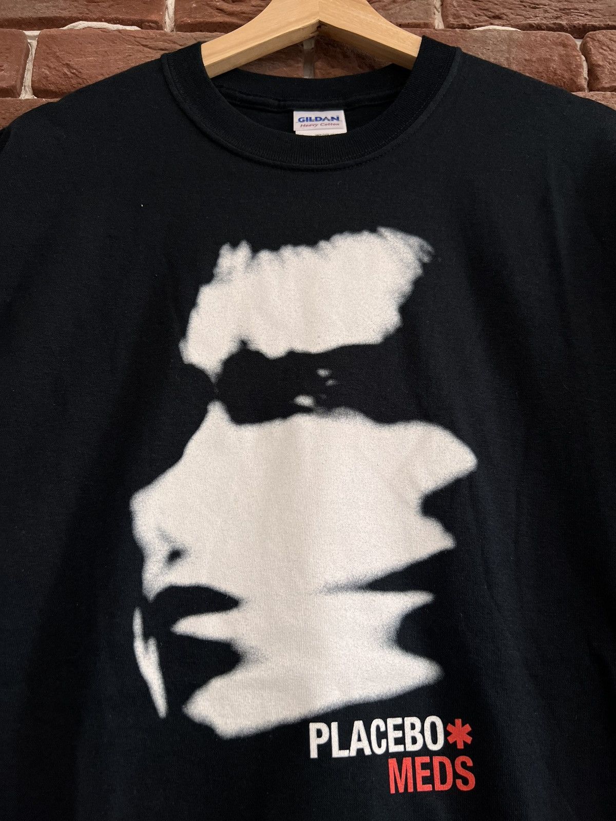 Band Tees Rare Vintage 2006 Placebo Meds Rock Band Y2K Tour Shirt Size US M / EU 48-50 / 2 - 2 Thumbnail