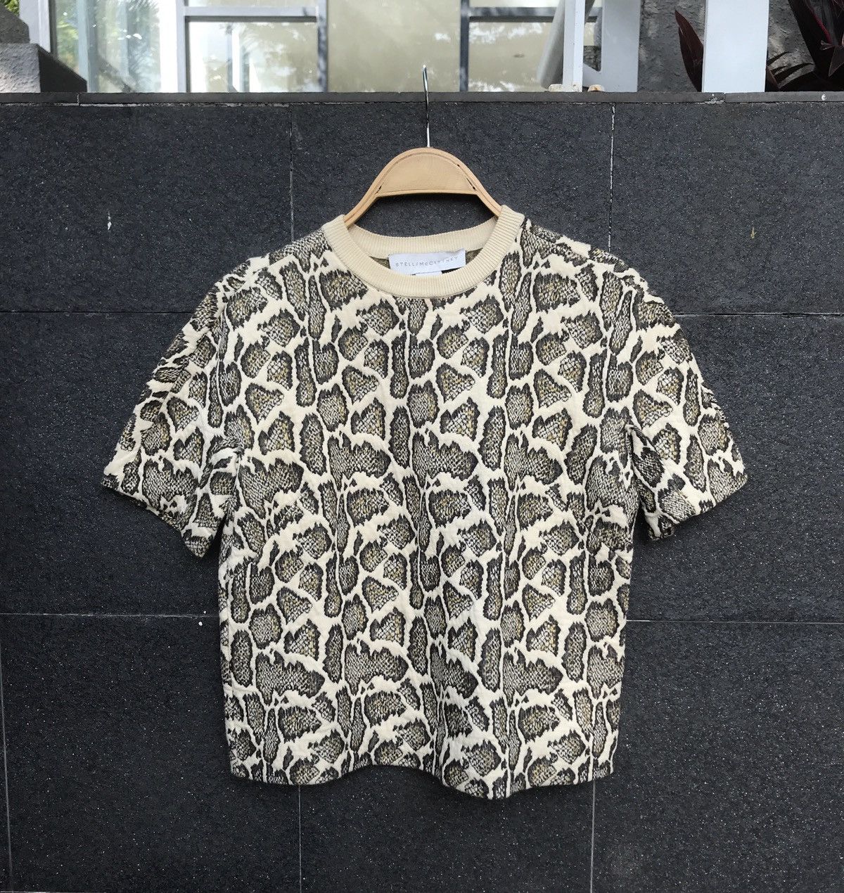 Designer × Stella McCartney 💥 RARE 💥 Stella McCartney Snakeskin Tee Size XS / US 0-2 / IT 36-38 - 1 Thumbnail