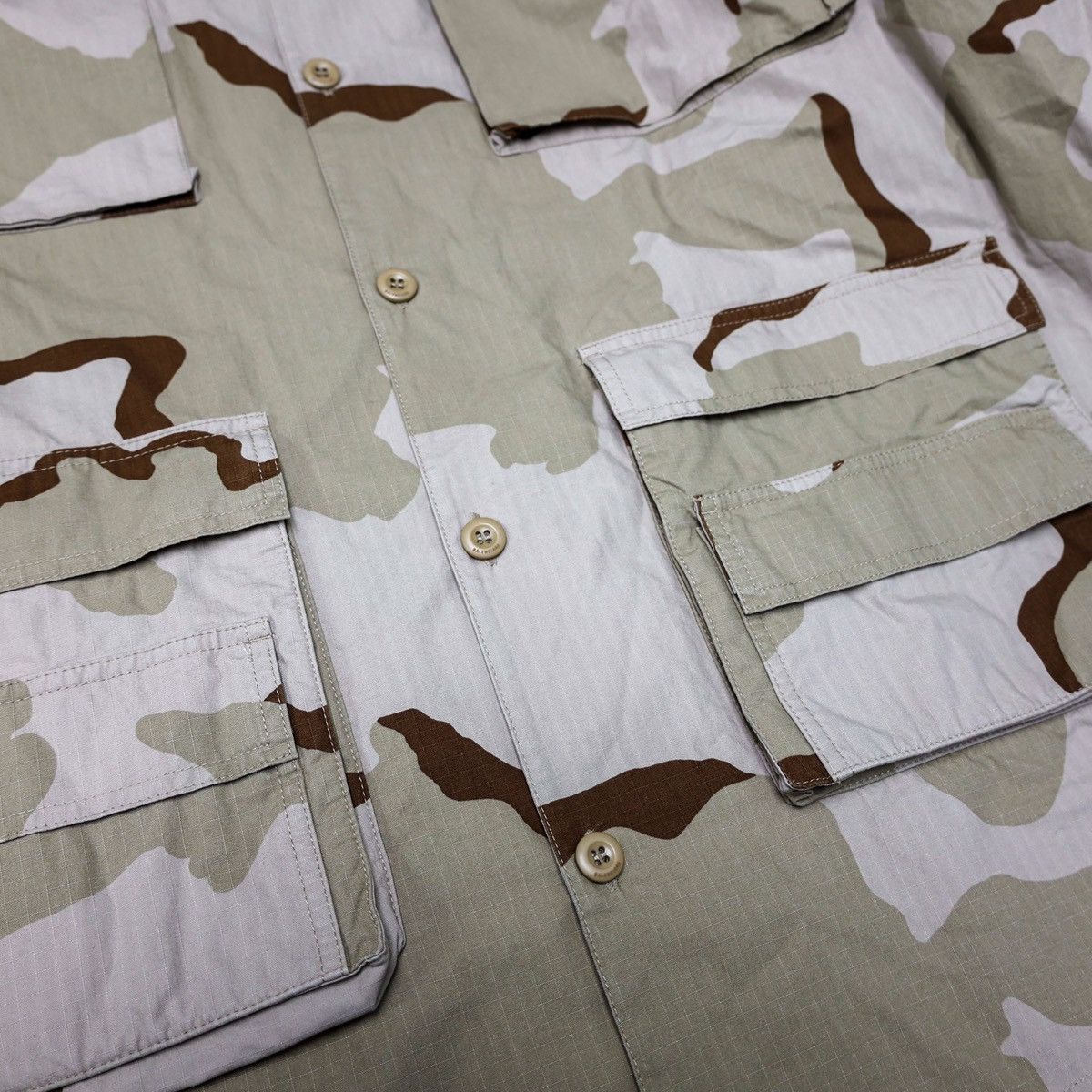 Balenciaga × Designer BALENCIAGA Snow Camo Oversized Cargo Over Shirt Jacket Size US XXL / EU 58 / 5 - 8 Thumbnail