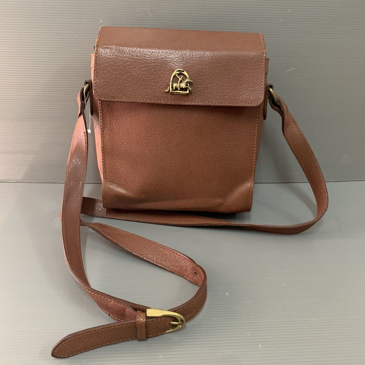 Polo Ralph Lauren Polo Ralph Lauren Leather Slingbag Size ONE SIZE - 8 Thumbnail