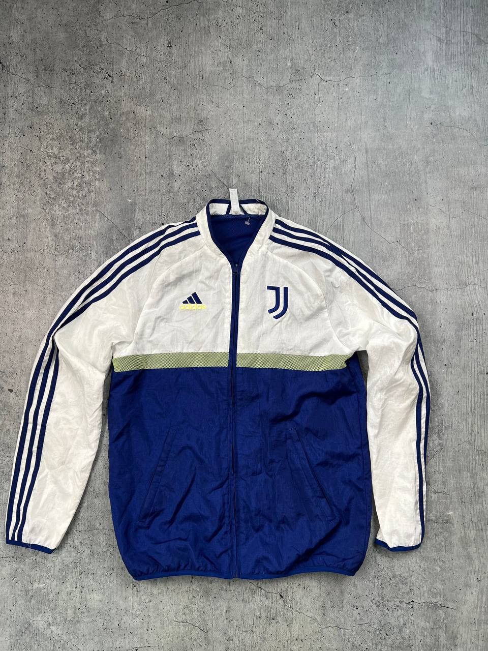Adidas × Vintage Adidas Juventus vintage jacket 2021 soccer jacket blockecore Size US S / EU 44-46 / 1 - 1 Thumbnail