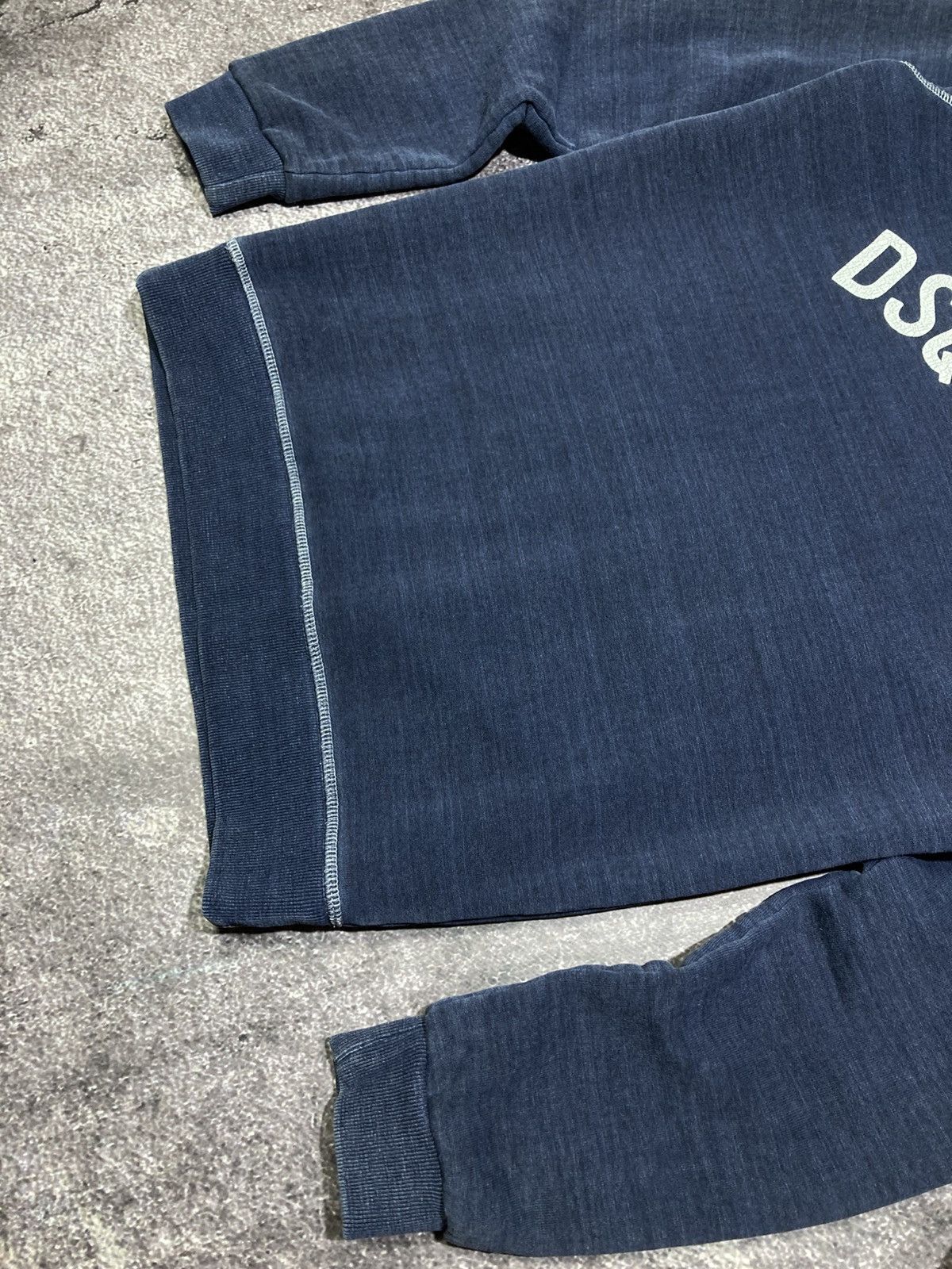 Dsquared2 DSQUARED2 Logo Sweatshirt Navy Blue Italy Terry Cloth Size S Size US S / EU 44-46 / 1 - 2 Thumbnail