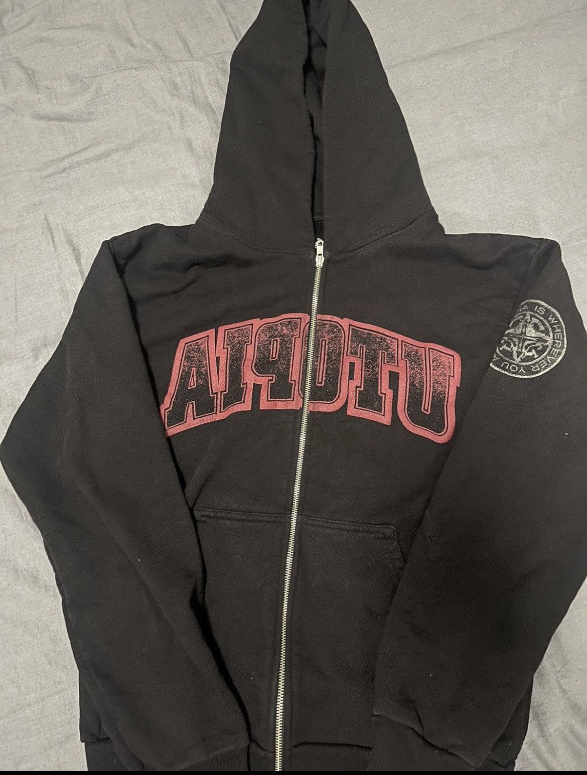 Travis Scott Reverse Utopia Hoodie Size US M / EU 48-50 / 2 - 1 Thumbnail