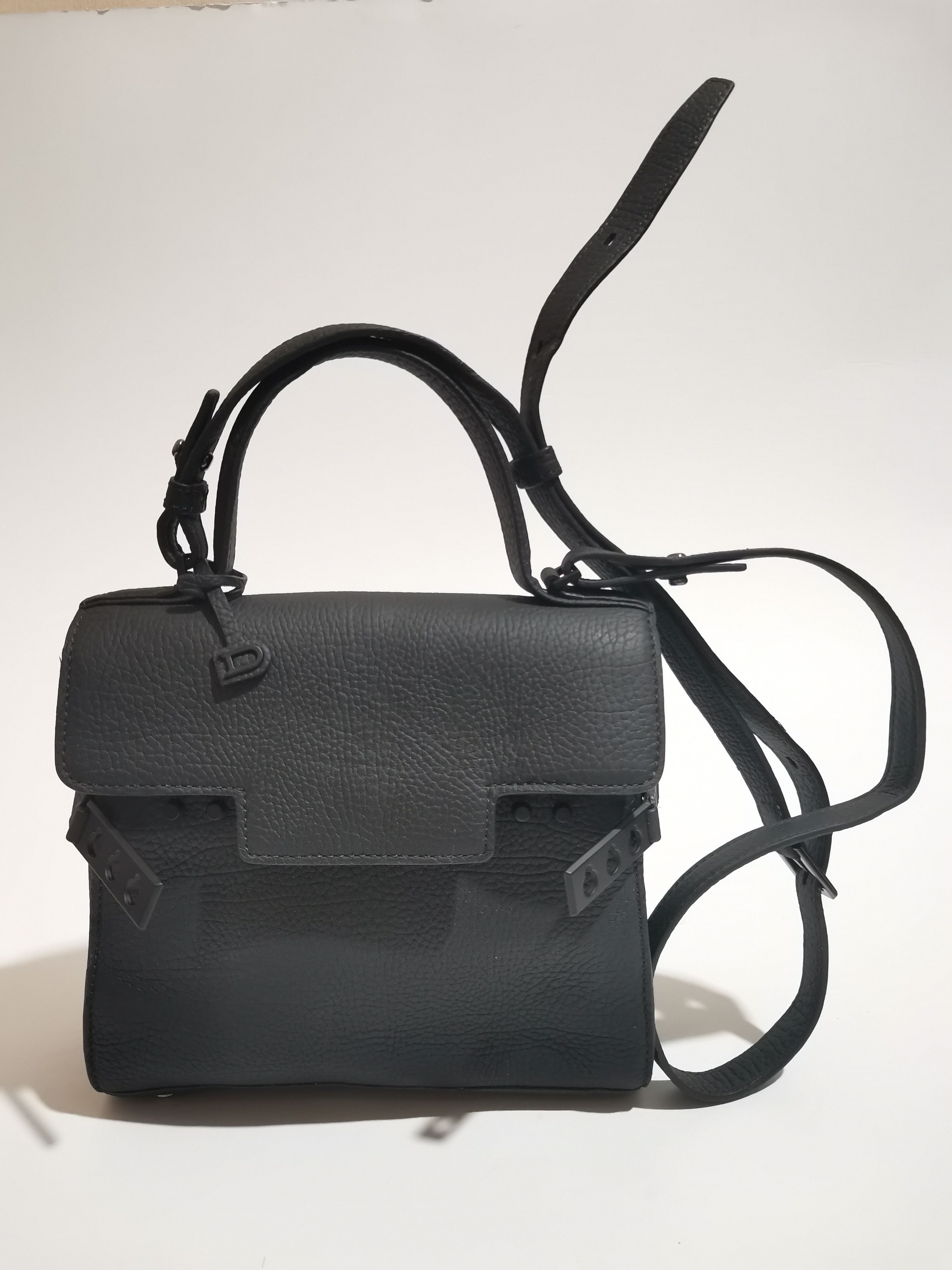 Delvaux RARE Delvaux so black crispy calf tempete pm Size ONE SIZE - 1 Thumbnail