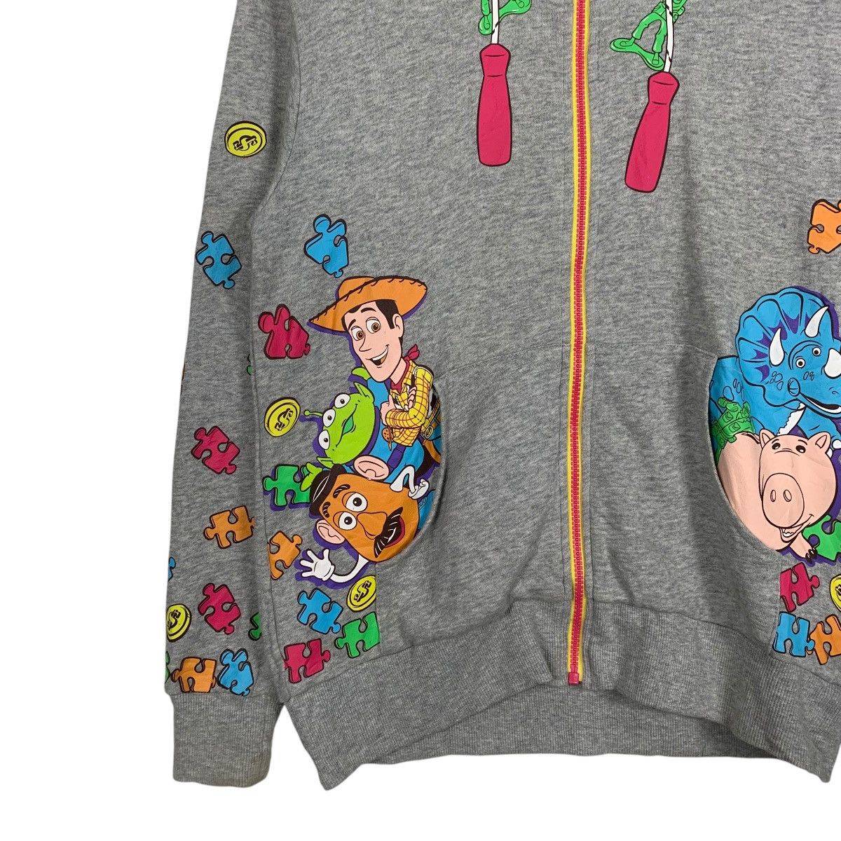 Disney Tokyo Disney Resort Toy Store Big Print Hoodie Size US S / EU 44-46 / 1 - 3 Thumbnail