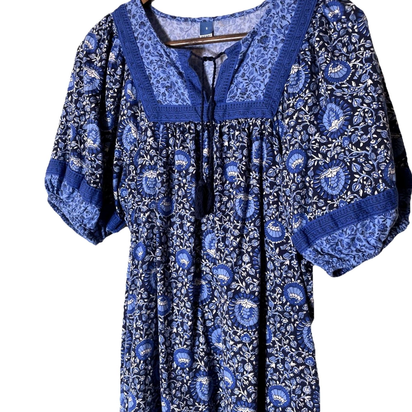 Old Navy Old Navy Blue Mixed Floral Print Tiered Shift Dress Tassel Cottagecore 3/4 Sleeve Knee Length Cotton Rayon Womens Dress Size S / US 4 / IT 40 - 3 Thumbnail
