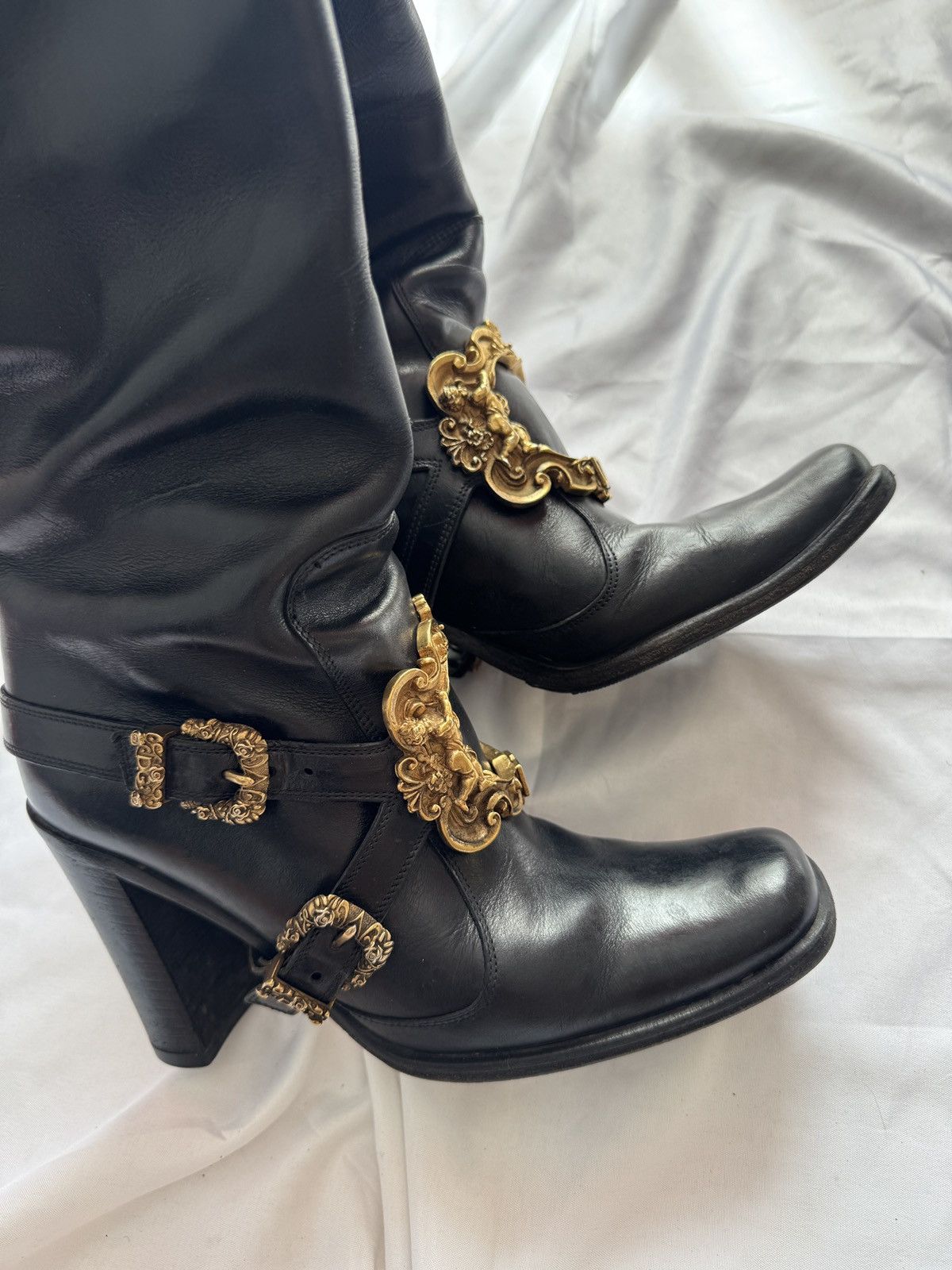 Dolce & Gabbana Dolce & Gabbana Black Leather Flower Embellished Knee Boots Size US 6 / IT 36 - 12 Thumbnail