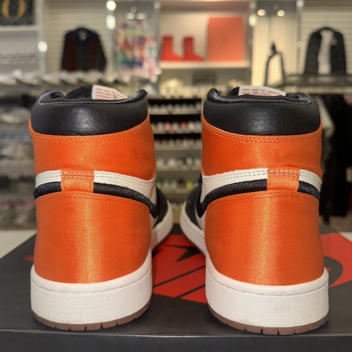 Jordan Brand × Nike Size 10.5W Jordan 1 Retro OG High Satin Shattered Backboard Size US 10.5 / IT 40.5 - 4 Thumbnail