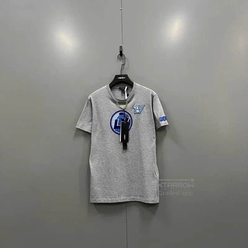 Louis Vuitton Louis Vuitton Grey Cotton Short Sleeve T. Size XL / US 12-14 / IT 48-50 - 1 Thumbnail