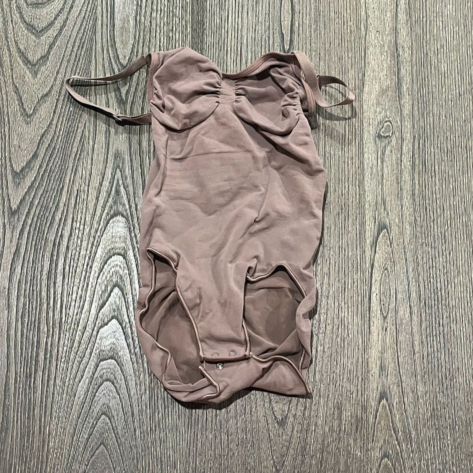 SKIMS NWOT Skims Bodysuit with Snap Button Clay Sculpting S/M Size S / US 4 / IT 40 - 1 Thumbnail