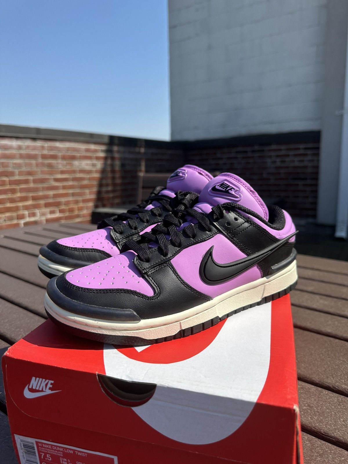 Nike “Rush Fuschia” Nike Dunk Low Twist (W) Size US 7.5 / IT 37.5 - 3 Thumbnail