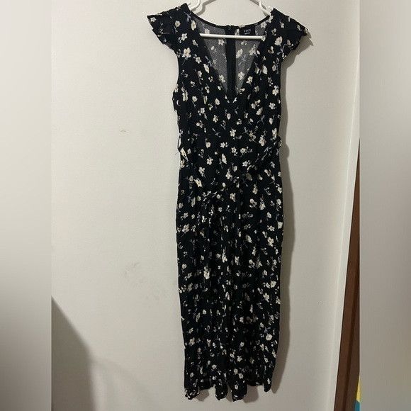 Other Vici Floral Jumpsuit Size 28" / US 6 / IT 42 - 1 Thumbnail