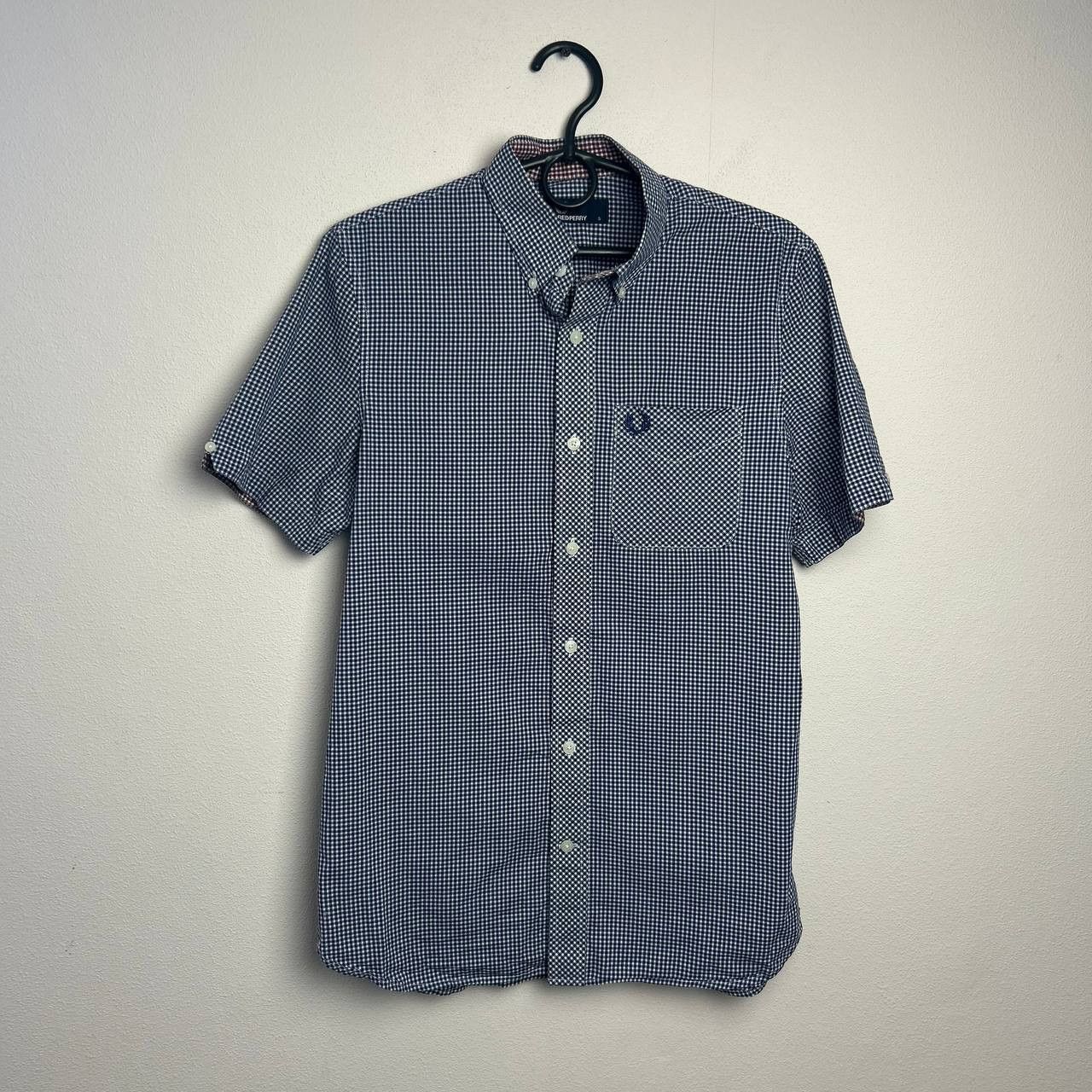 Fred Perry Mens Fred Perry Small logo streetwear basic button shirt Size US S / EU 44-46 / 1 - 1 Thumbnail