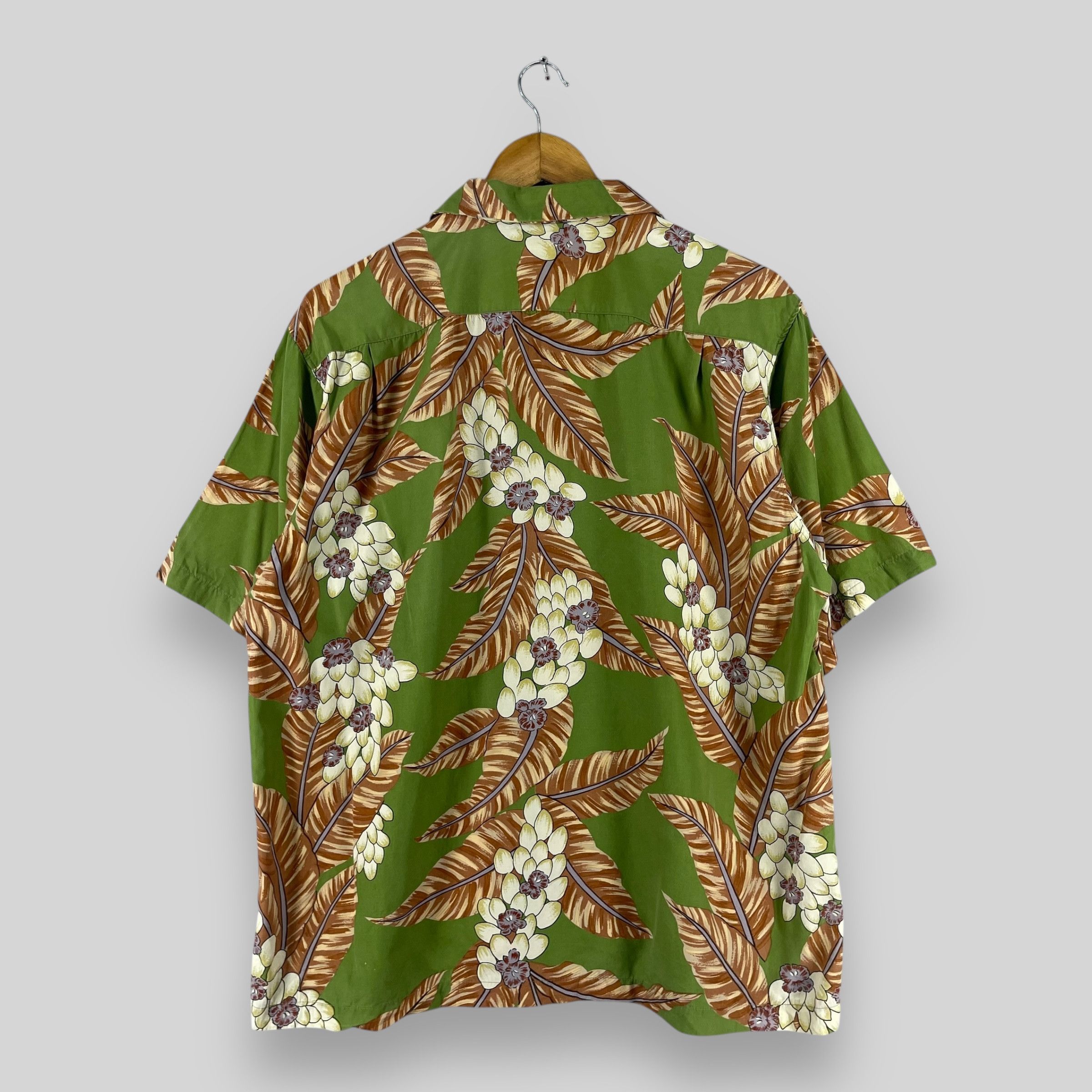 Vintage Vintage Hawaiian Tropical Floral Motive Rayon Shirt Size US L / EU 52-54 / 3 - 10 Thumbnail