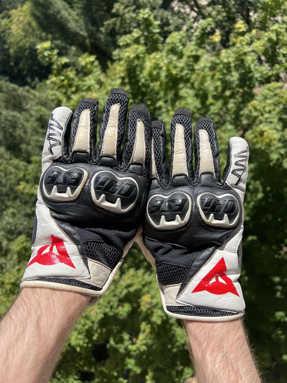 Dainese Vintage Y2K Dainese punk rock biker moto gloves leather 
