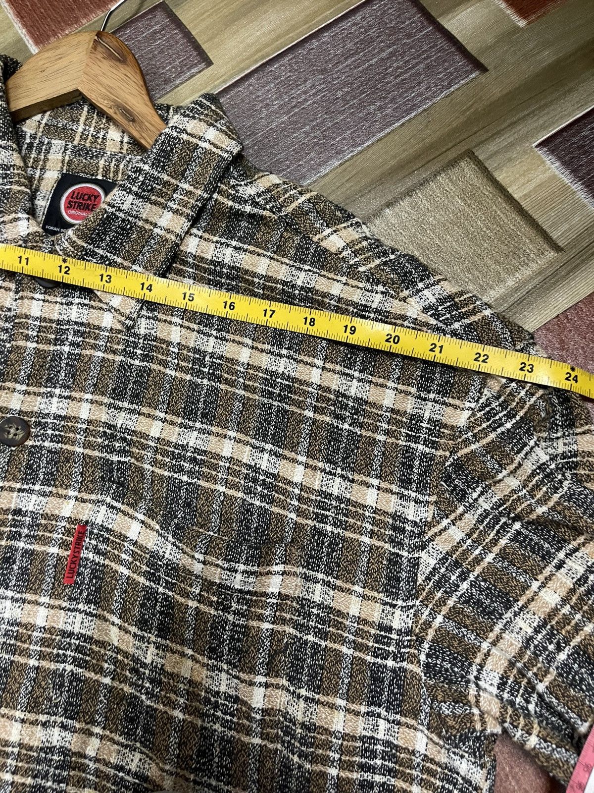 Vintage Vintage 90s lucky strike flannel shirt Size US L / EU 52-54 / 3 - 9 Thumbnail