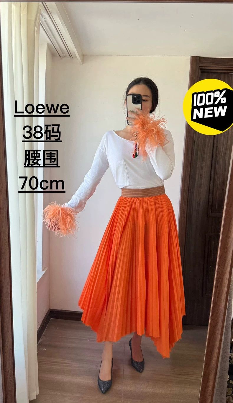 Loewe LOEWE Half skirt pleated style Size 25" / US 0 / IT 36 - 1 Thumbnail