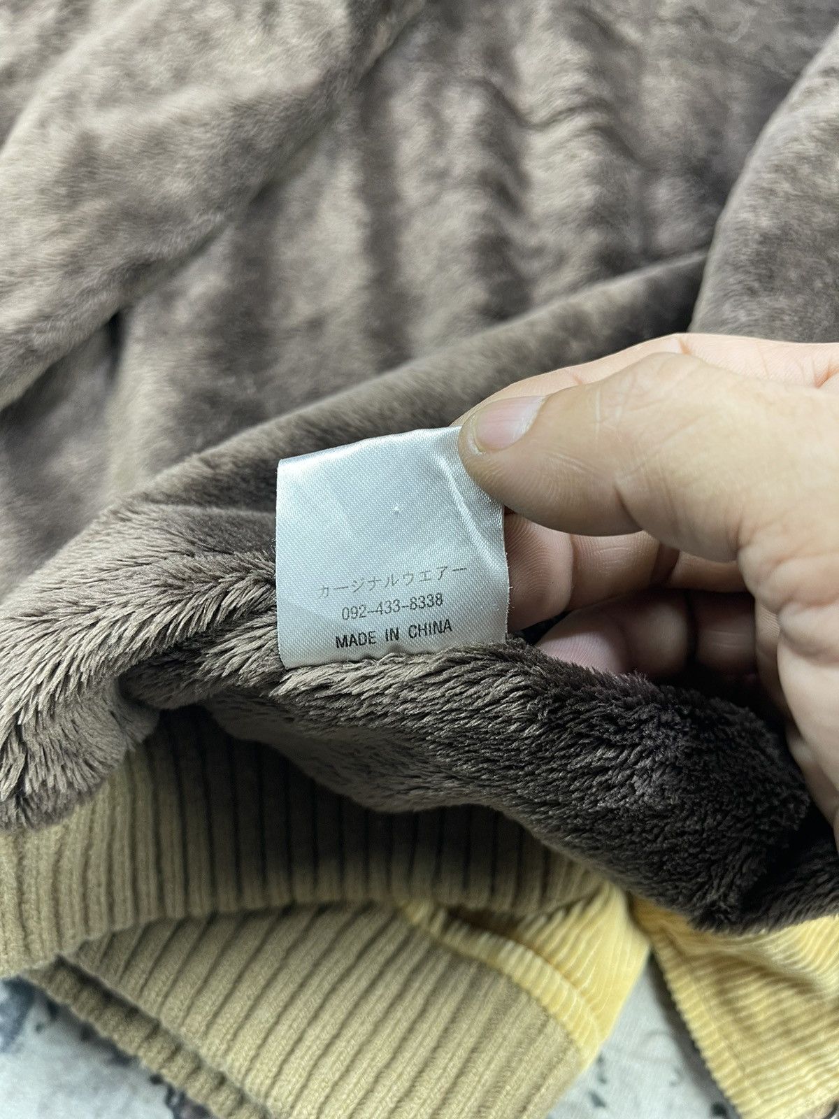 Japanese Brand Monitor GDW Corduroy Navajo Fur Hoodie Jackets Size US S / EU 44-46 / 1 - 12 Thumbnail