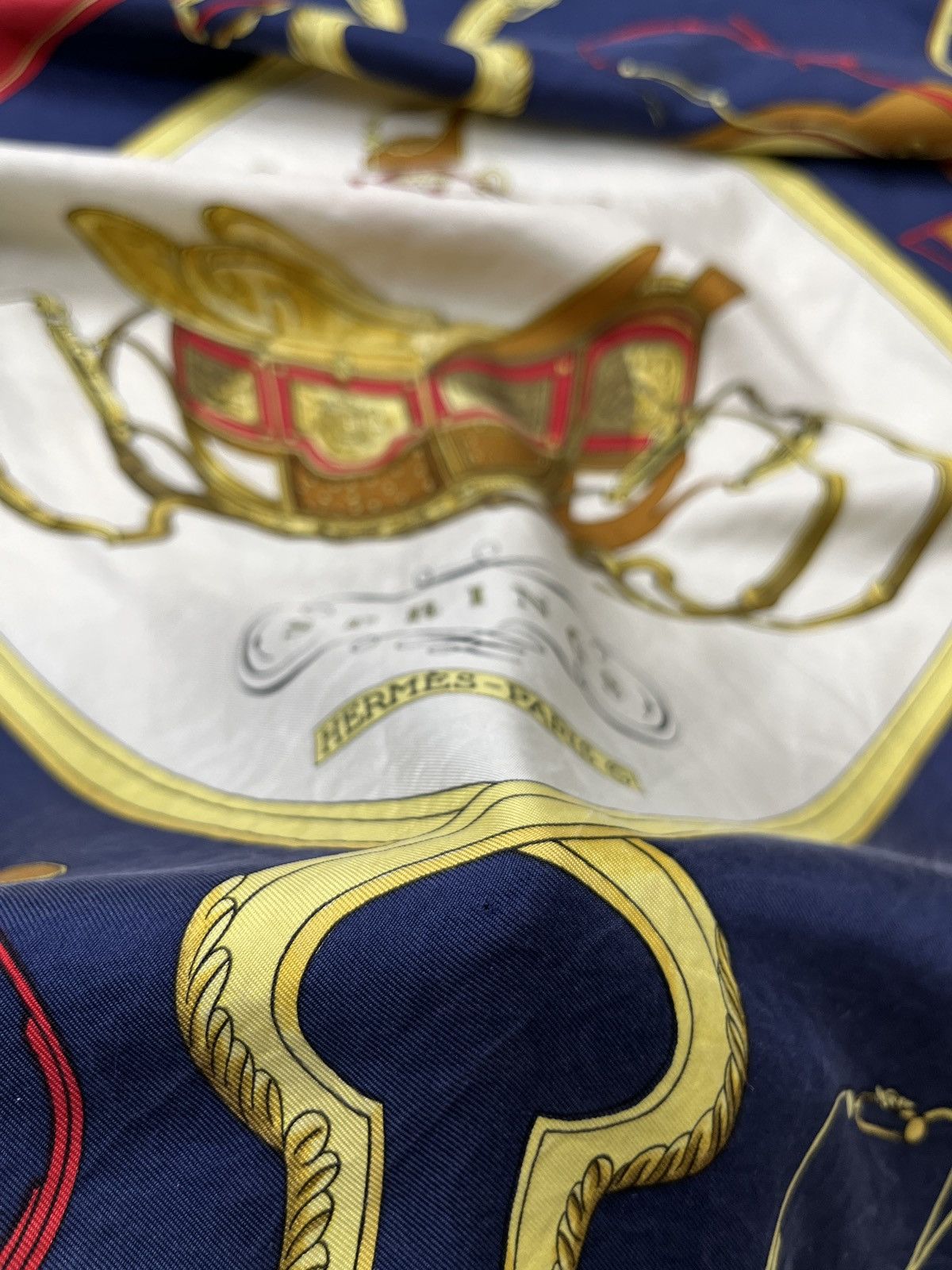 Hermes 🔥🔥🔥AUTHENTIC VINTAGE HERMES SPRINGS SILK SCARF Size ONE SIZE - 12 Thumbnail