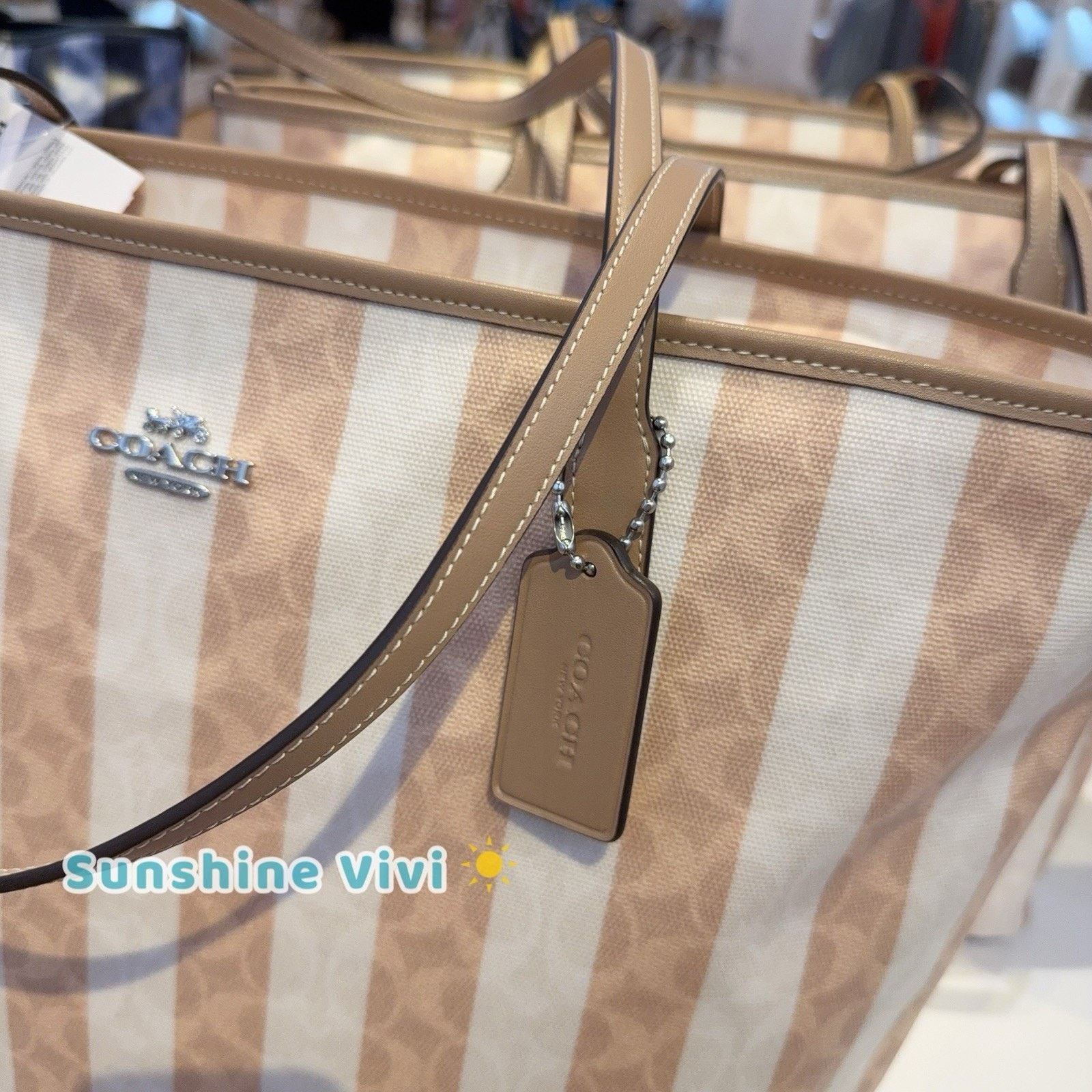 Coach NWT Coach Large City Tote Bag Signature Stripe CBI03 Tan Size ONE SIZE - 4 Thumbnail