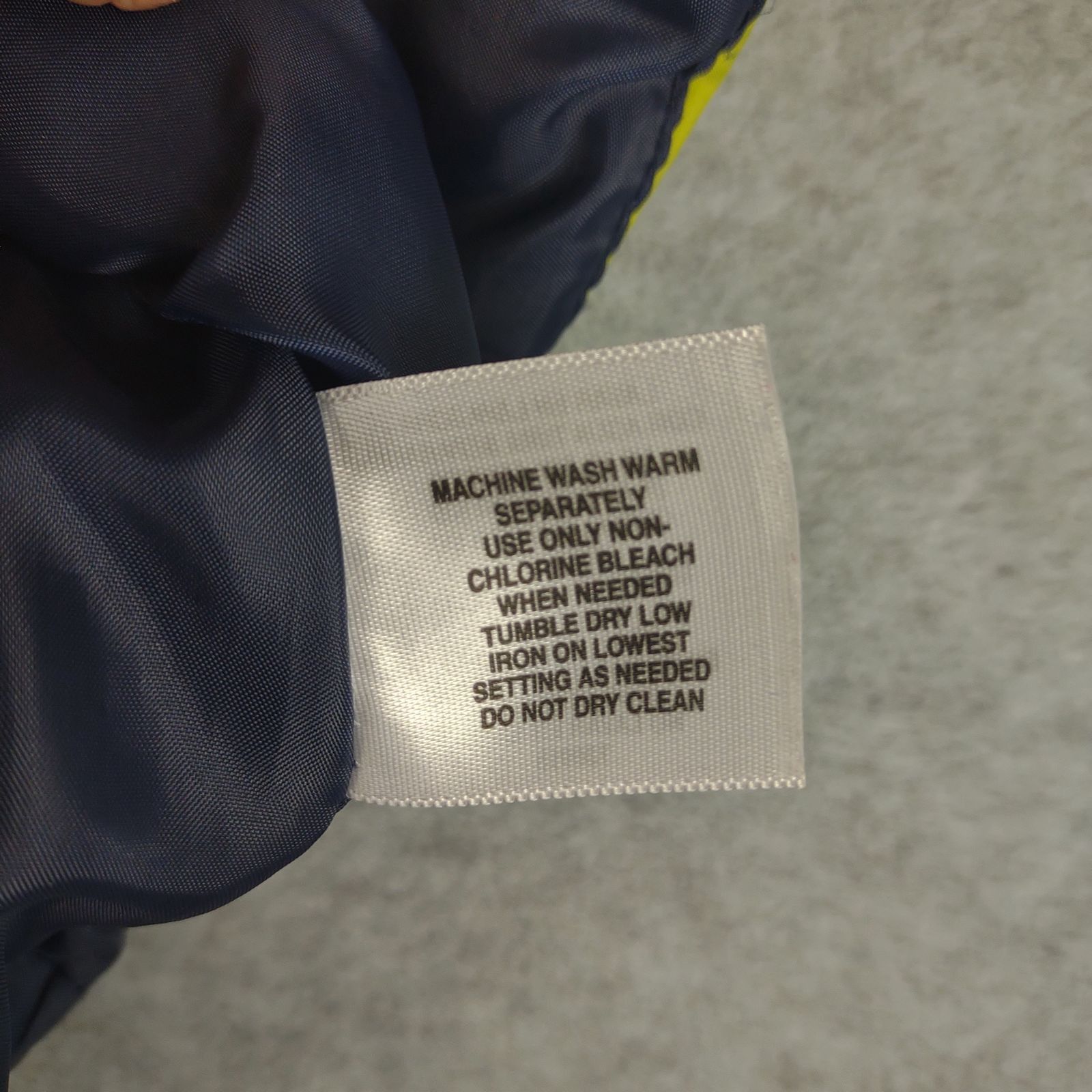Other MADE FOR LIFE Green & Navy Puffer Vest, Full Zip Pockets Size M / US 6-8 / IT 42-44 - 5 Thumbnail