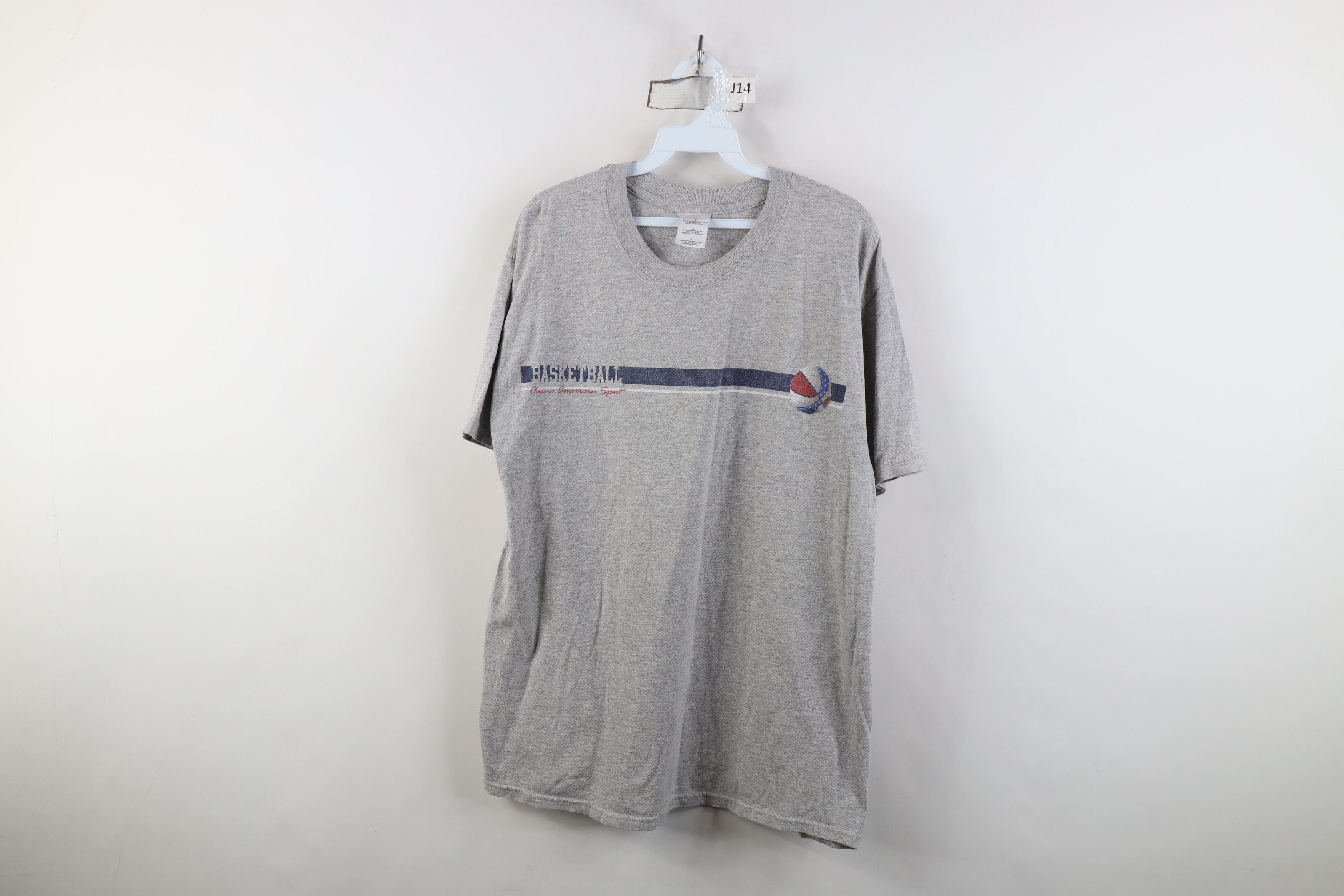 Vintage Vintage 90s Spell Basketball Classic American Sport T-Shirt Size US L / EU 52-54 / 3 - 1 Thumbnail