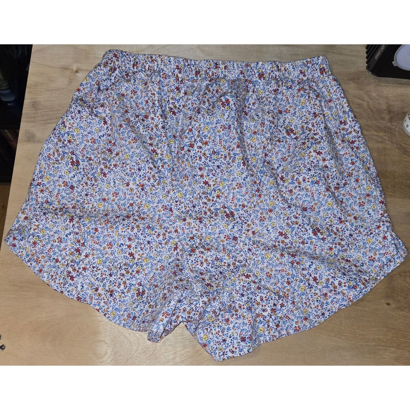 Free People Intimately Free People Cloud Nine Boxers floral sz XS Size 26" / US 2 / IT 38 - 3 Thumbnail