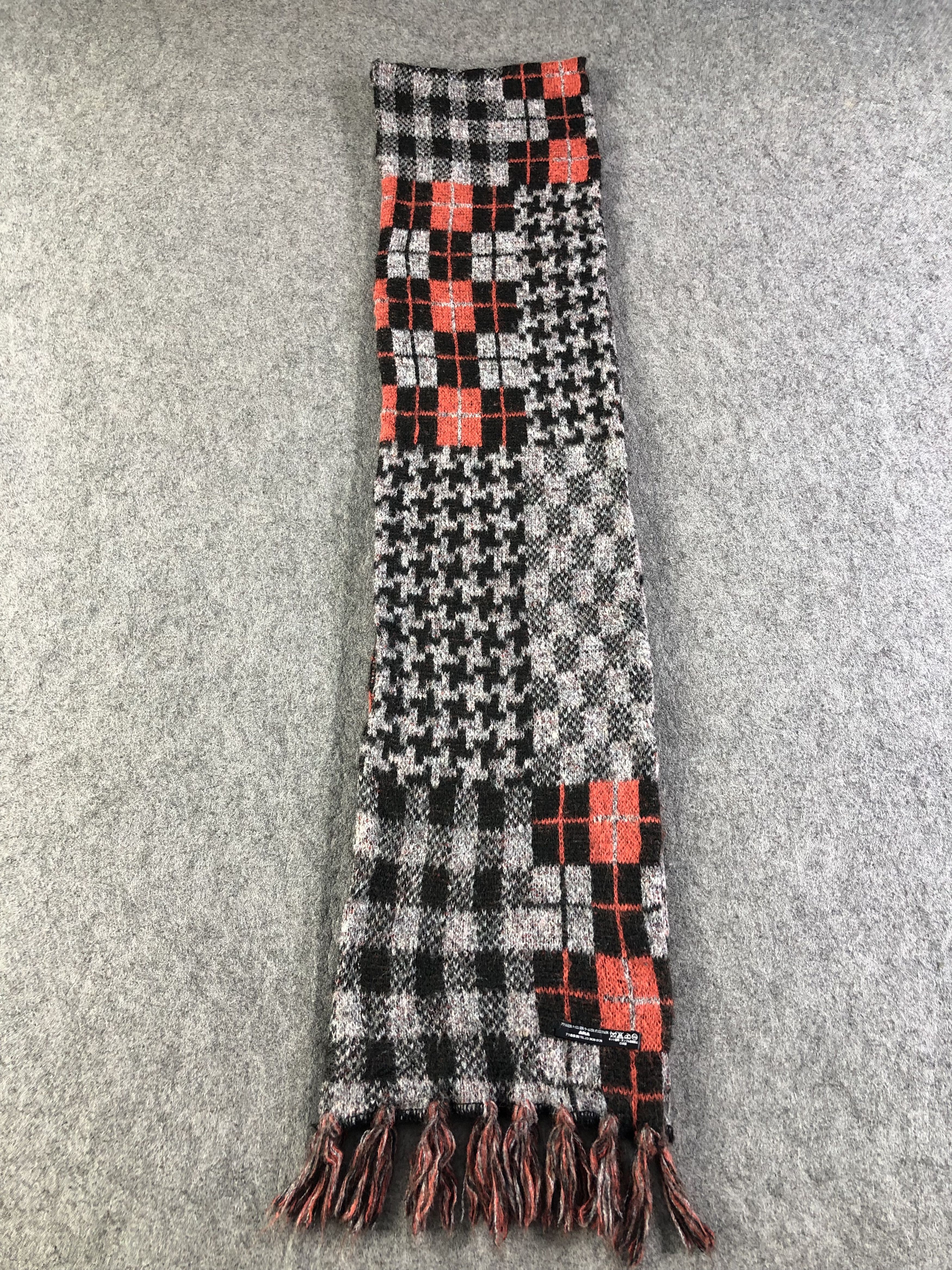 United Colors Of Benetton United Colors Of Benetton Scarf / Muffler / Neckwear Size ONE SIZE - 2 Thumbnail