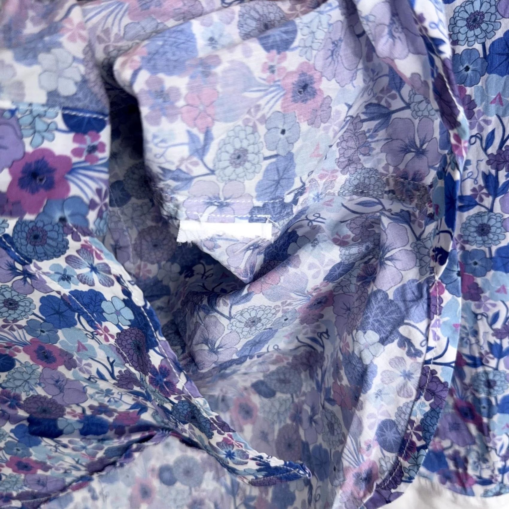 J.Crew VINTAGE? No. J.CREW Shirt Womens 6 Blue Liberty Floral Long Sleeve Collared Top Button-Up Size M / US 6-8 / IT 42-44 - 5 Thumbnail