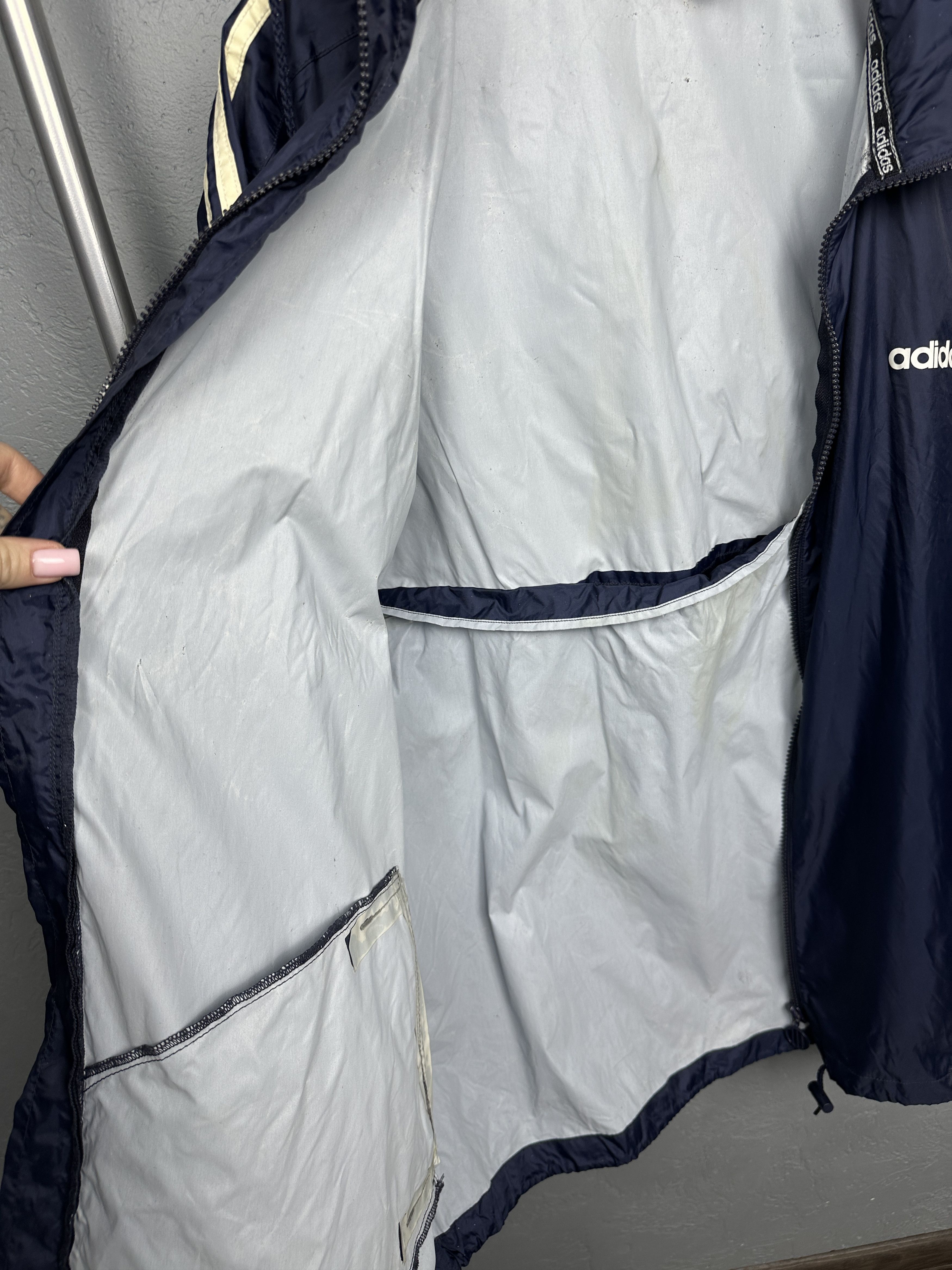 Adidas Adidas Vintage Mens Nylon Windbreaker Jacket Size US XL / EU 56 / 4 - 9 Thumbnail