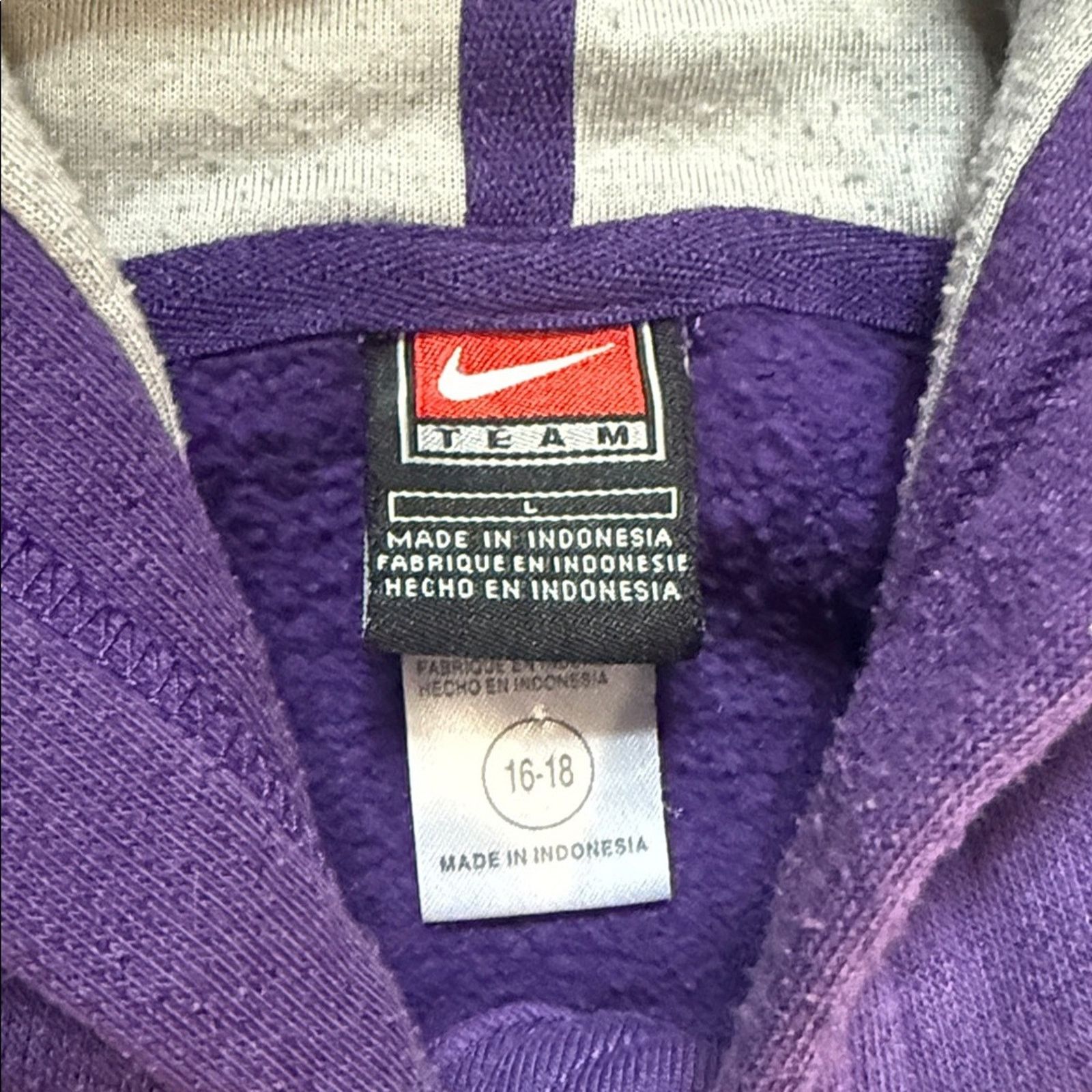 Nike 90s Nike Team Kansas State Center Swoosh Hoodie Sweatshirt Size US S / EU 44-46 / 1 - 4 Thumbnail