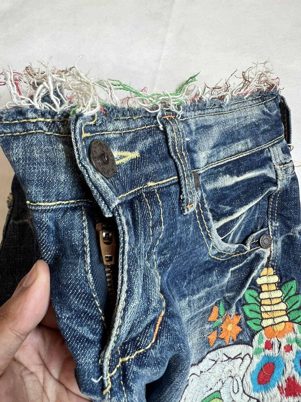 Japanese Brand Red Pepper Flare Denim Skulls Punk Washed Denim Size 30" / US 8 / IT 44 - 8 Thumbnail