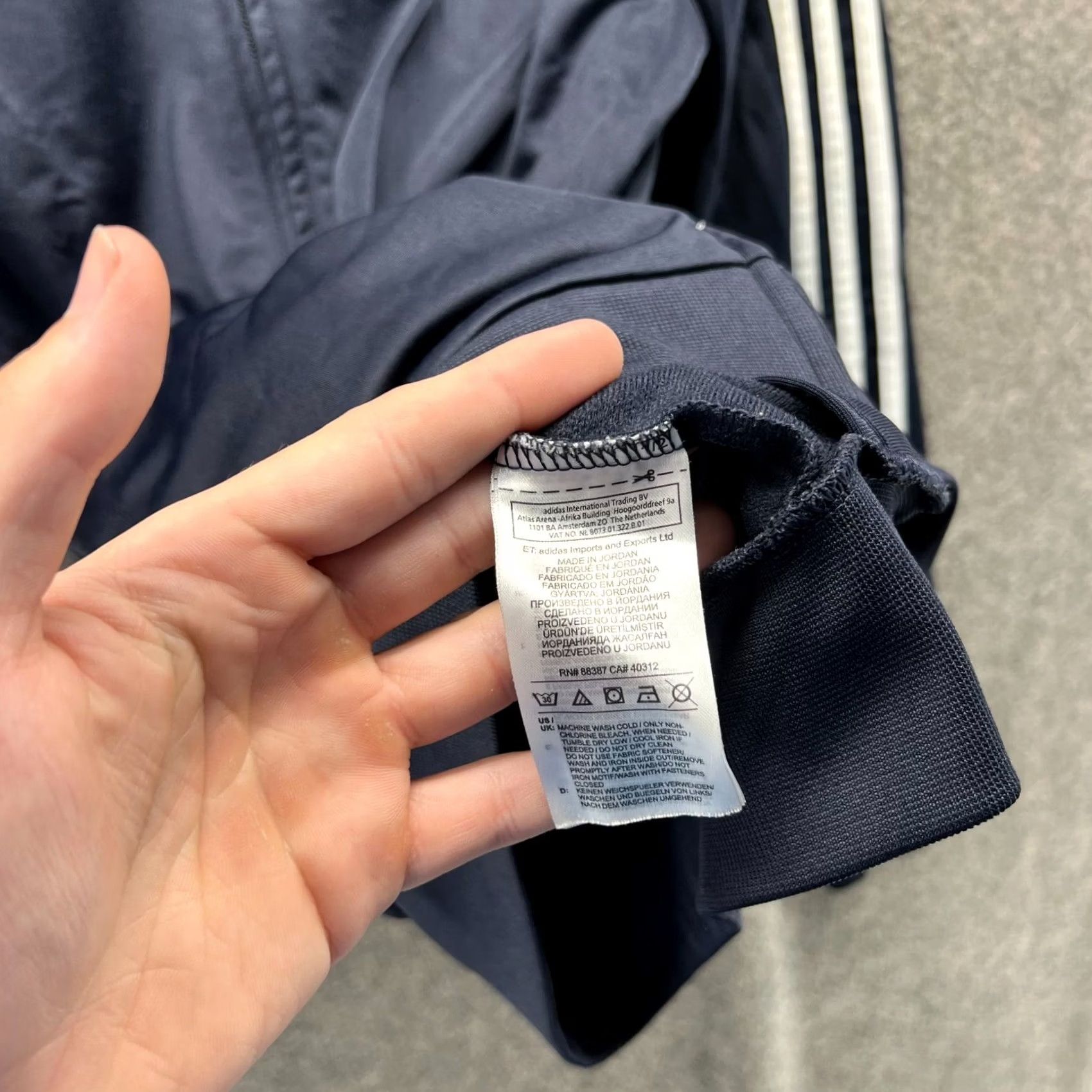 Adidas VINTAGE Adidas Track Jacket Mens Small Navy Blue Firebird Stripes Full Zip 90s Size US S / EU 44-46 / 1 - 6 Thumbnail