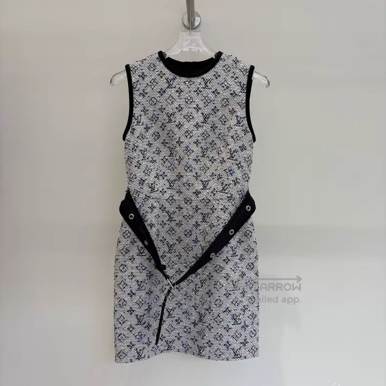 Louis Vuitton Louis Vuitton Old Flower Full Print Sleeveless Dress Size XS / US 0-2 / IT 36-38 - 1 Thumbnail